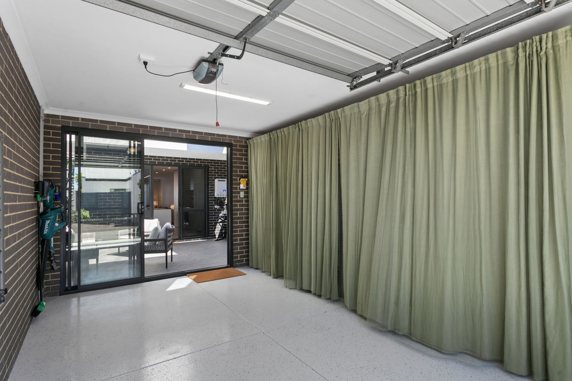 15 Mercator Terrace — photo 13 of 24