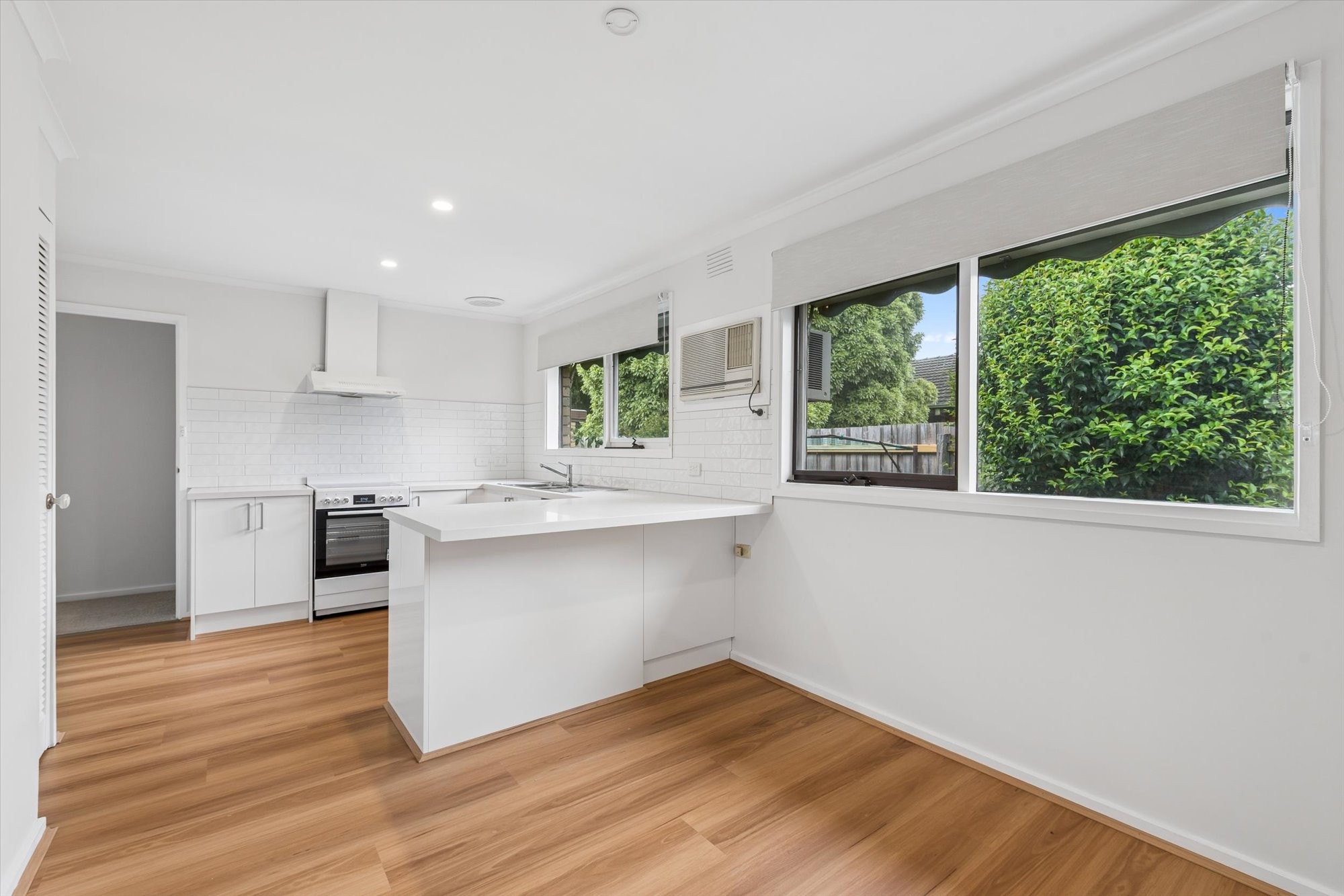 2/33 High Street, Bayswater, VIC 3153