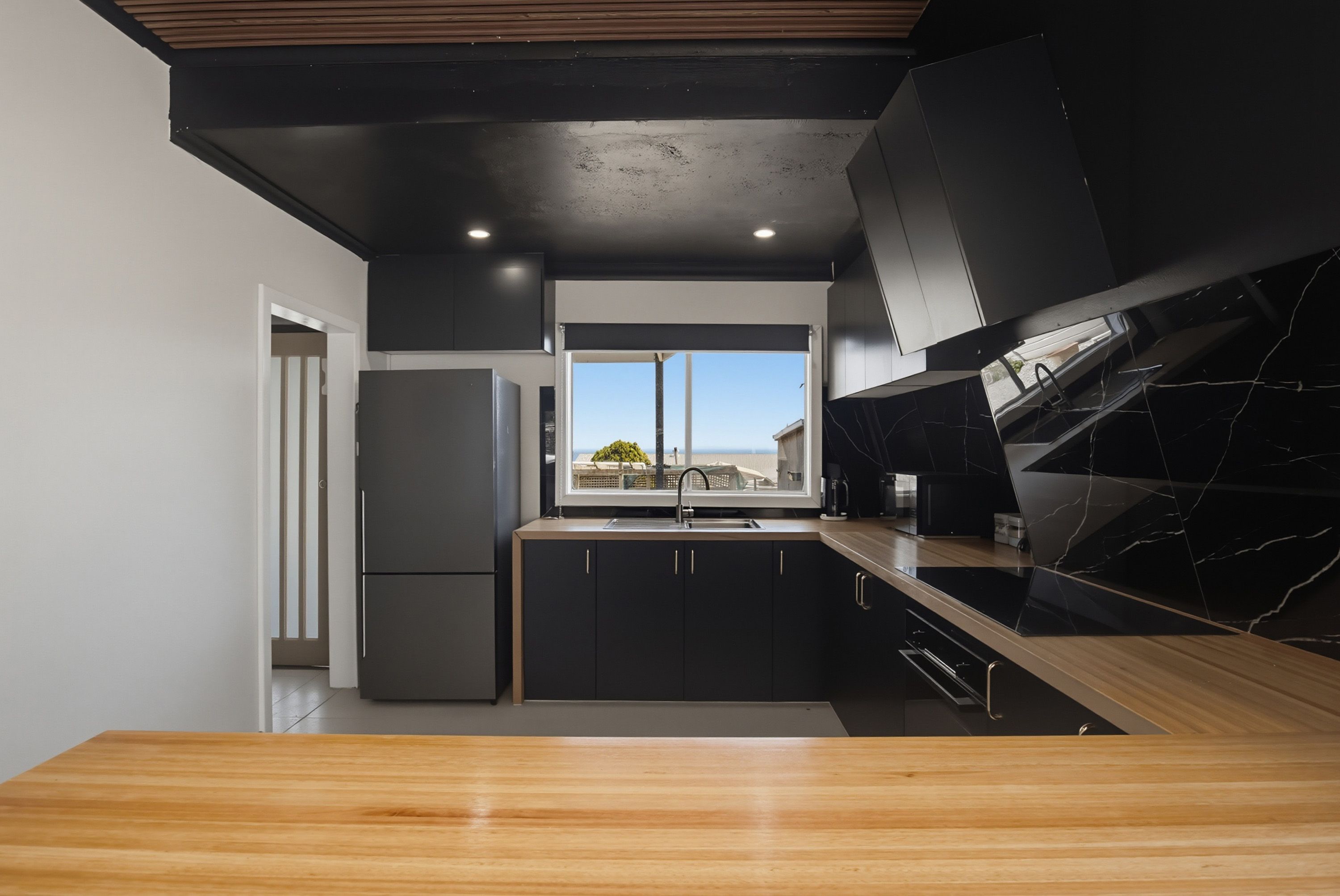 12 Para Avenue — photo 7 of 30