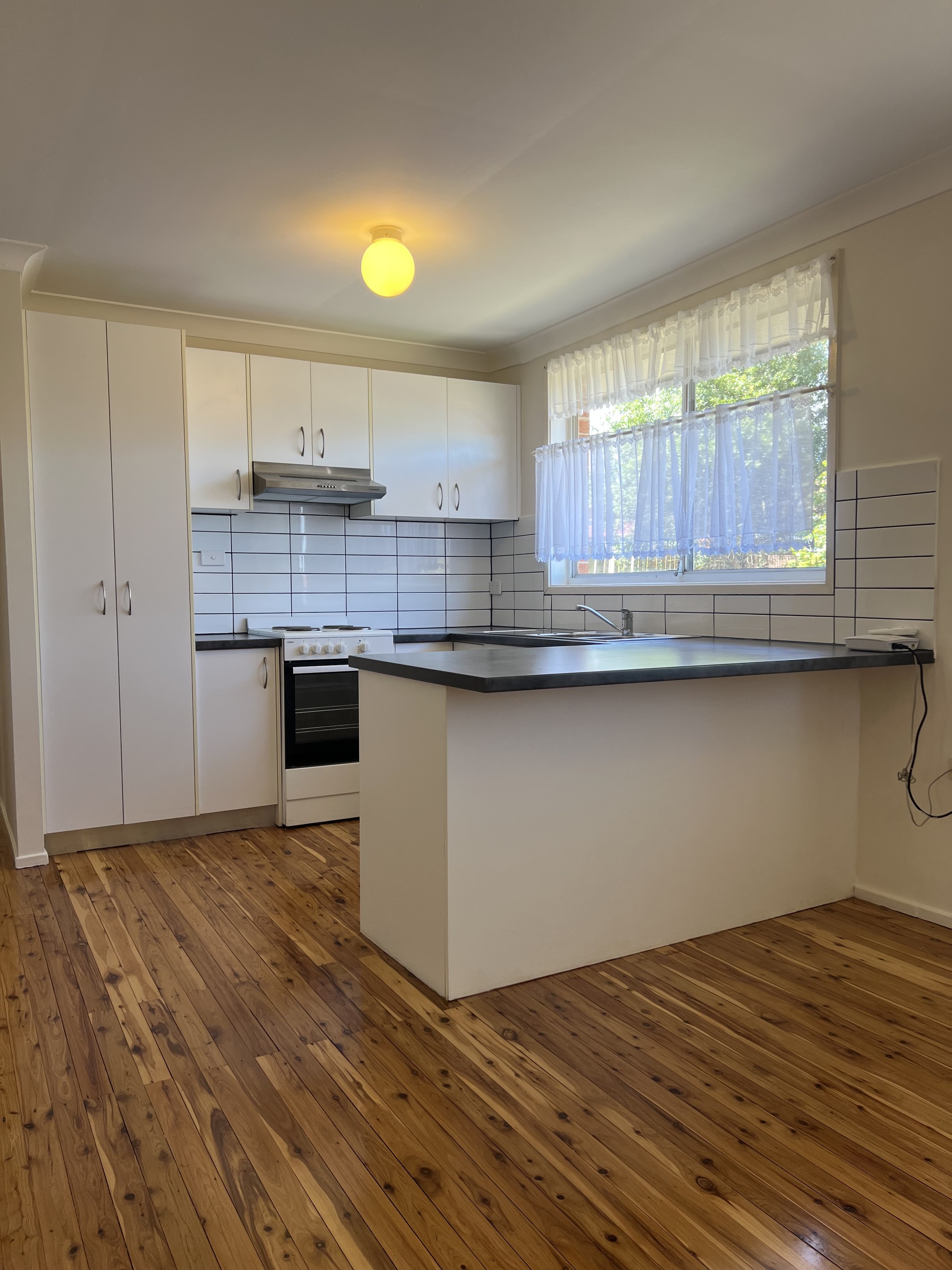 11 Lerwick Place, St Andrews, NSW 2566