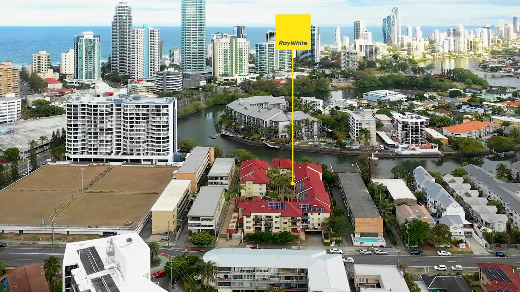 24/49-53 Peninsular Drive — photo 3 of 25