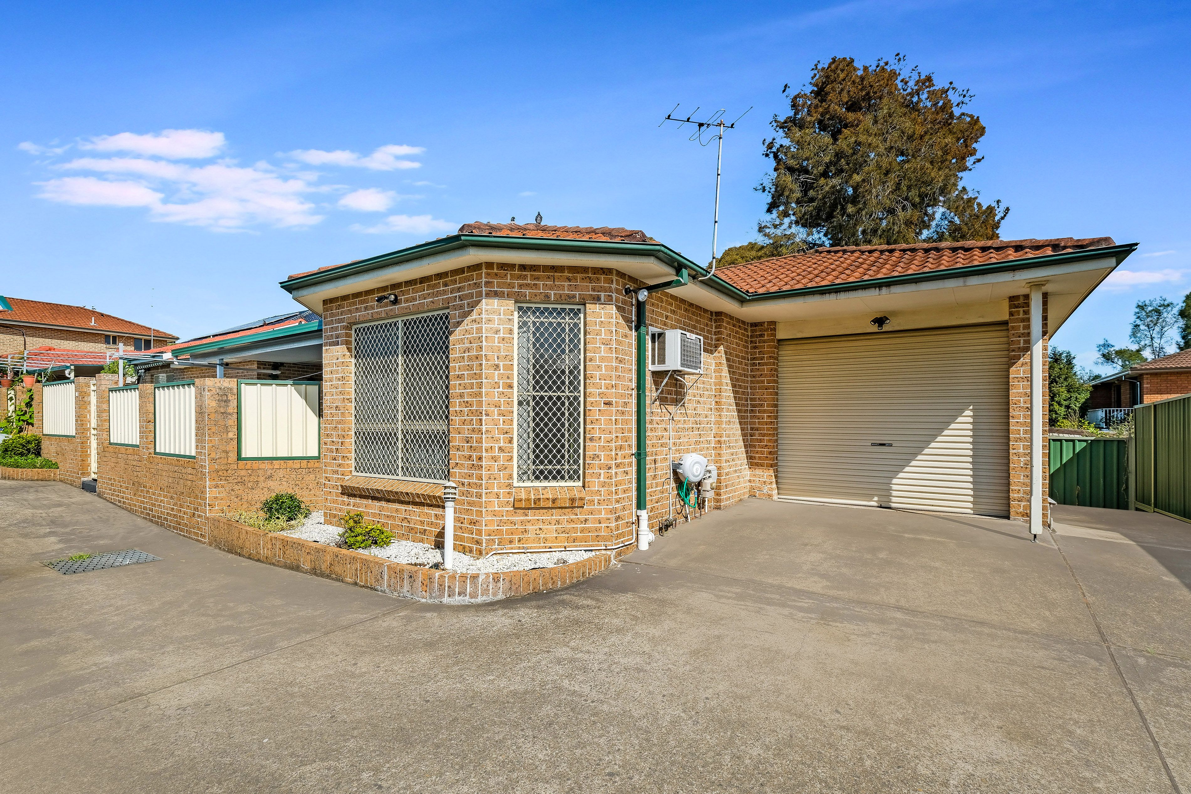 2/11 Pringle Avenue, Bankstown, NSW 2200 Sold Villa Ray White Bankstown