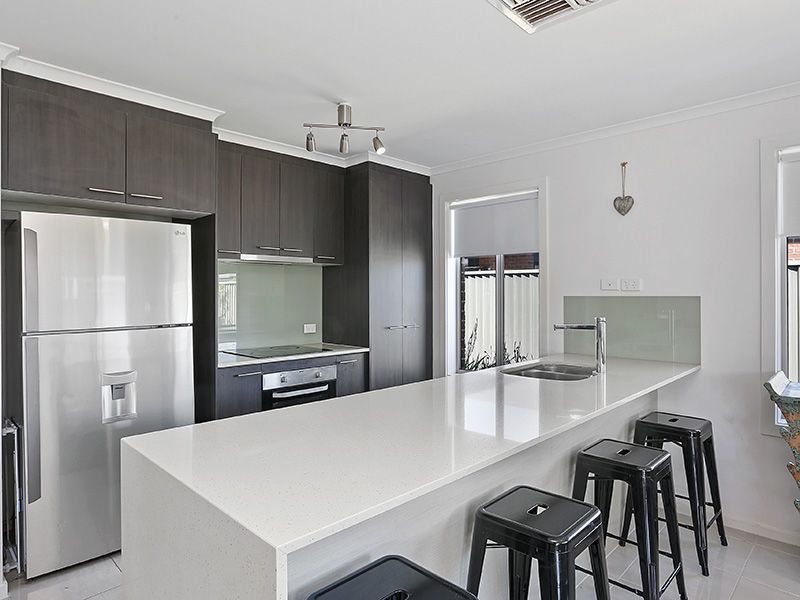 18 Cape Barron Drive, Lara, VIC 3212