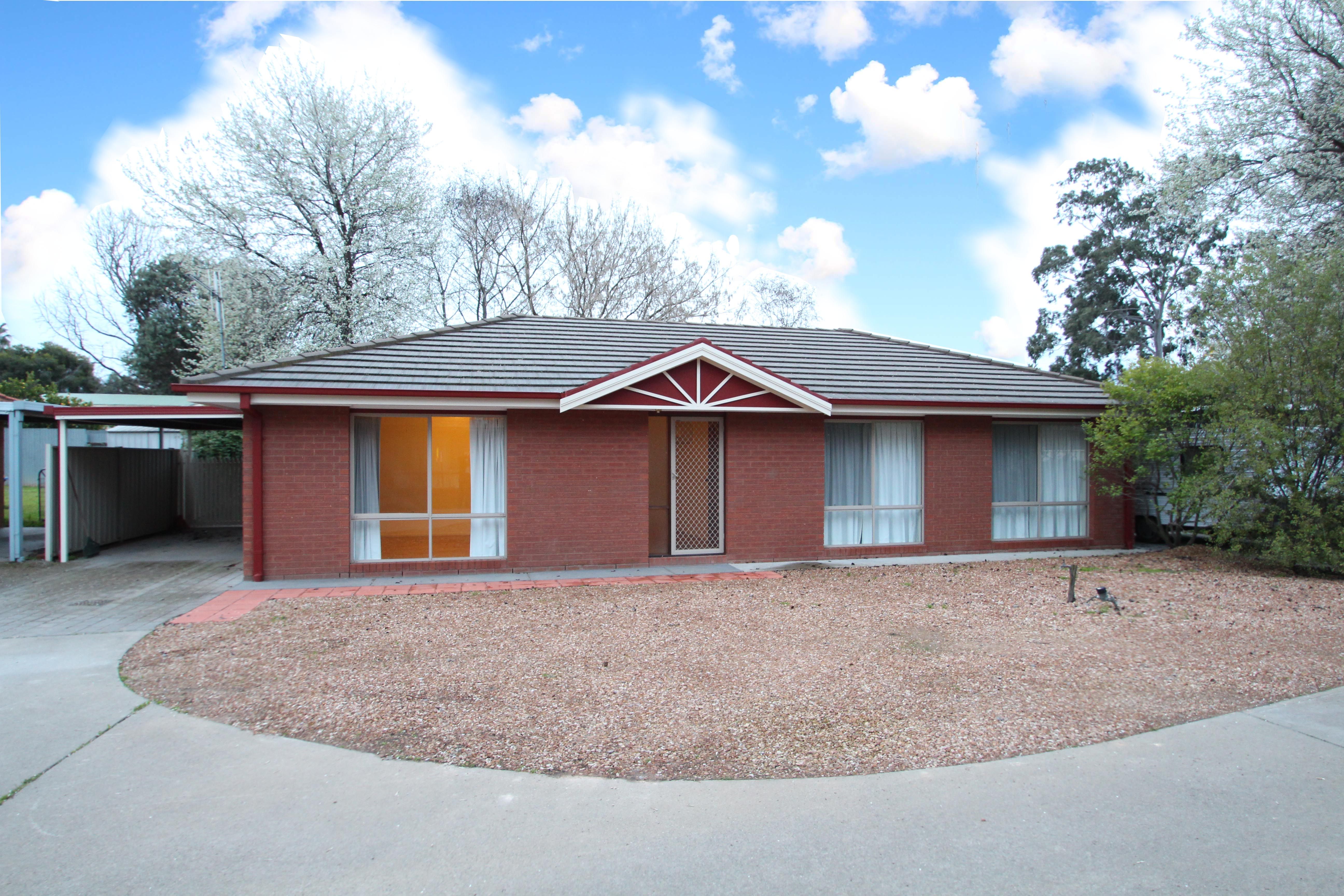2/5 Manse Road, Cobram VIC 3644