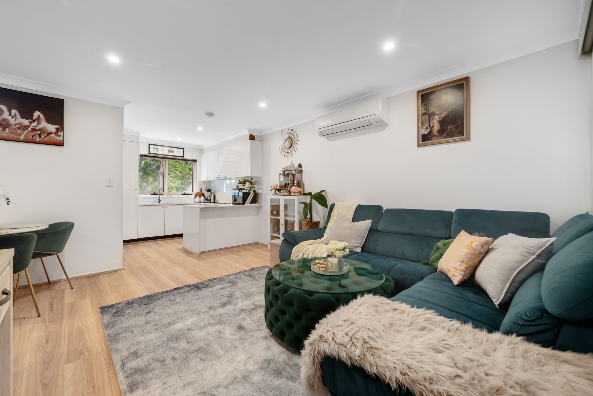 4/6 Clifford Crescent, Ingleburn, NSW 2565