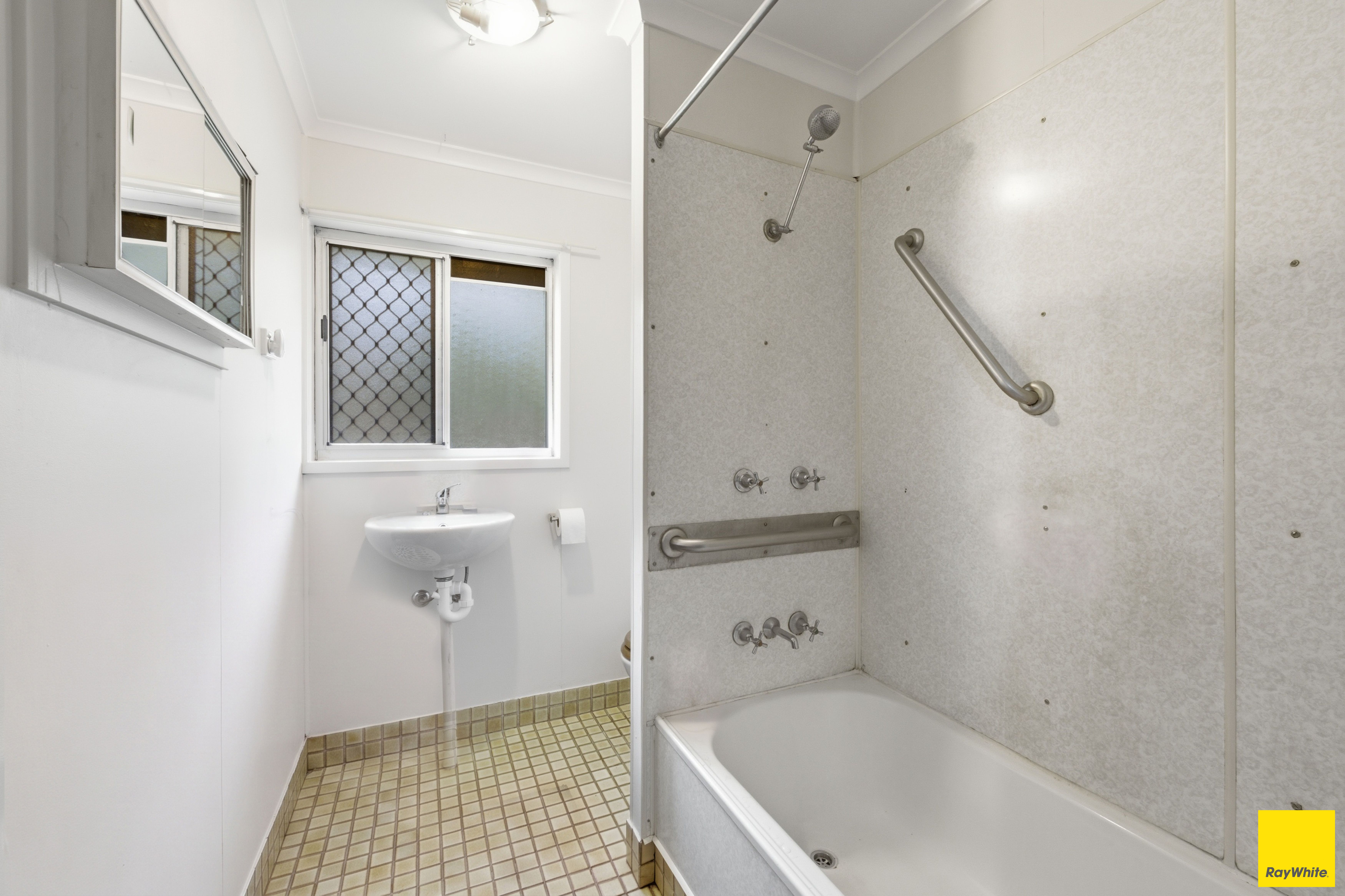 3 Hepburn Street — photo 16 of 18