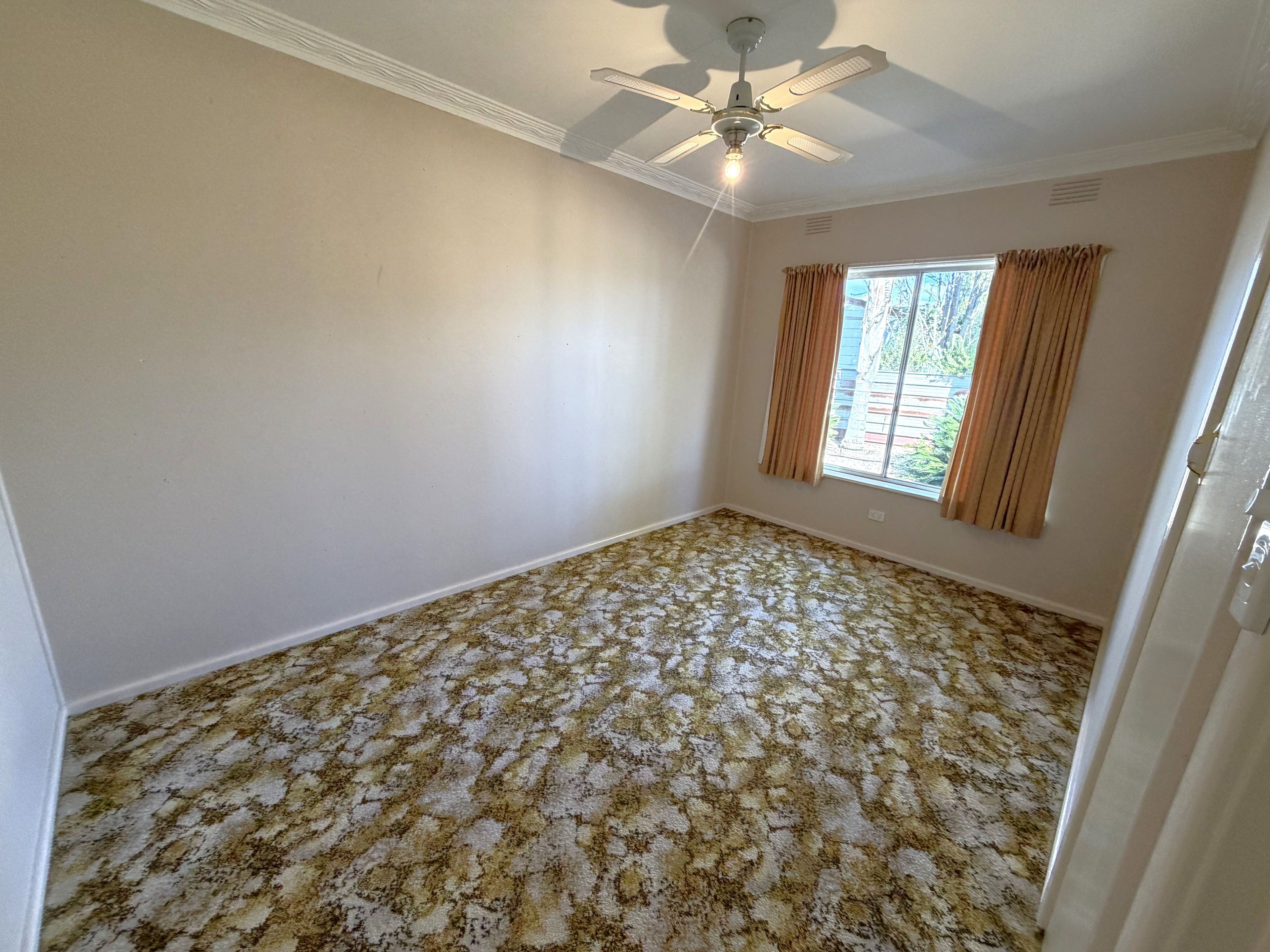 425 Wilkinson Street — photo 7 of 11