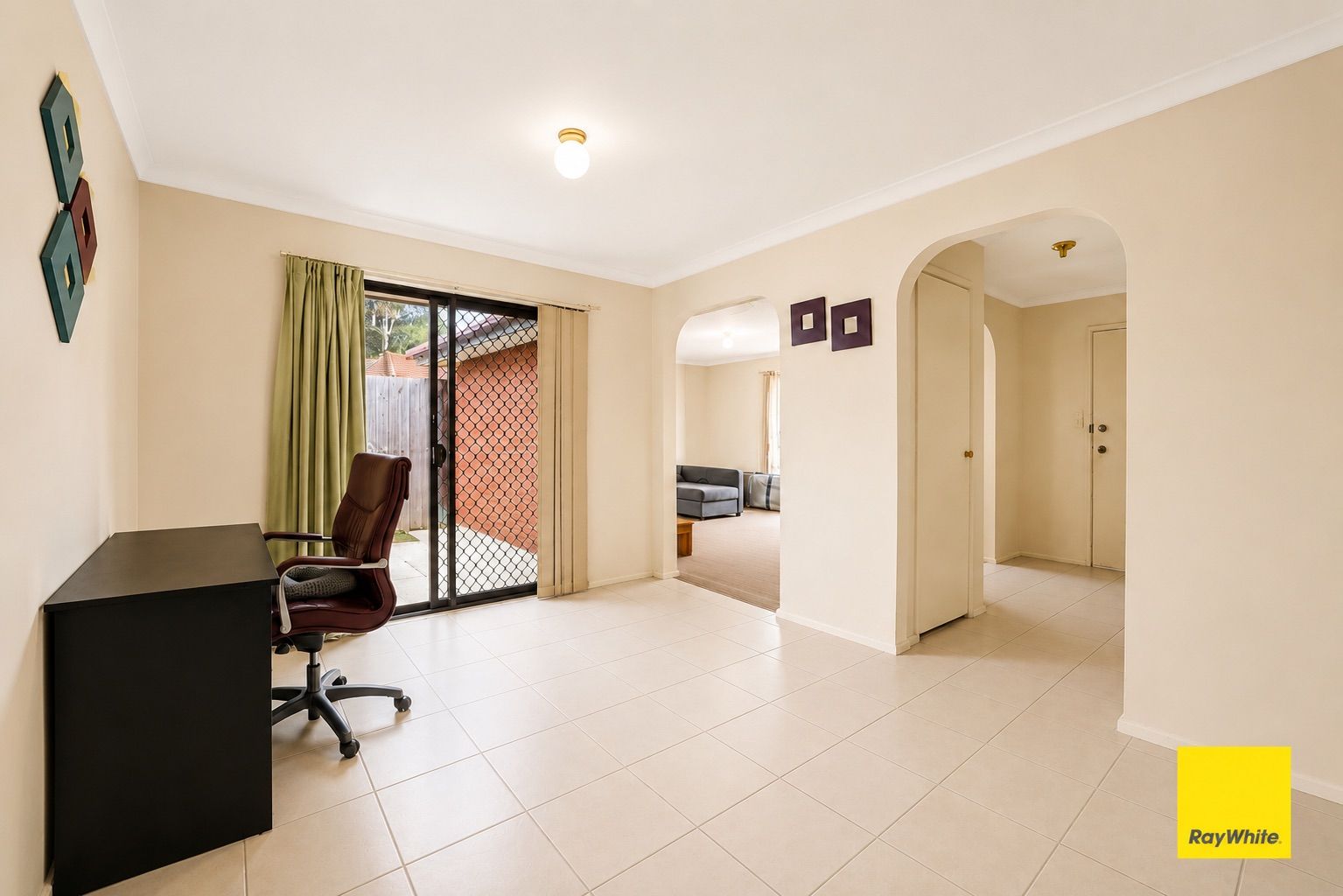 1/6 Kestrel Place — photo 4 of 14