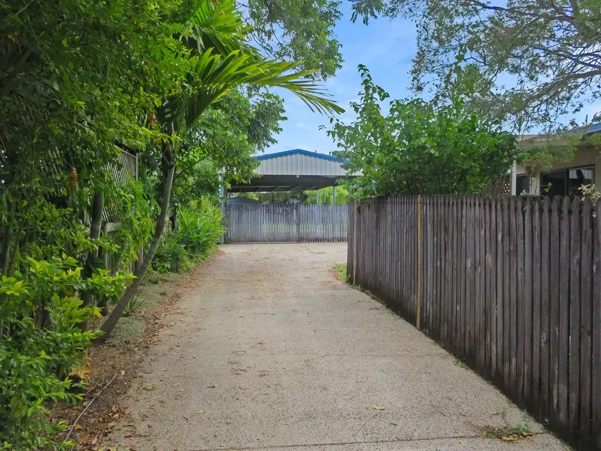 2/85 Jensen Street, Whitfield, QLD 4870