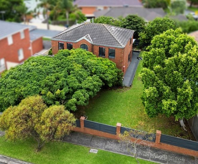 26 Ester Drive, Mill Park VIC 3082
