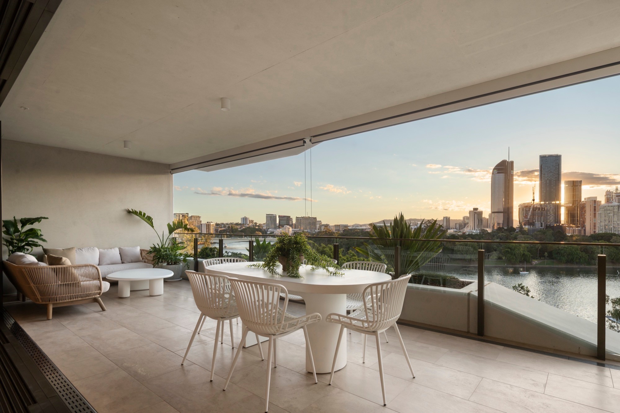 2402/8 River Terrace, Kangaroo Point, QLD 4169