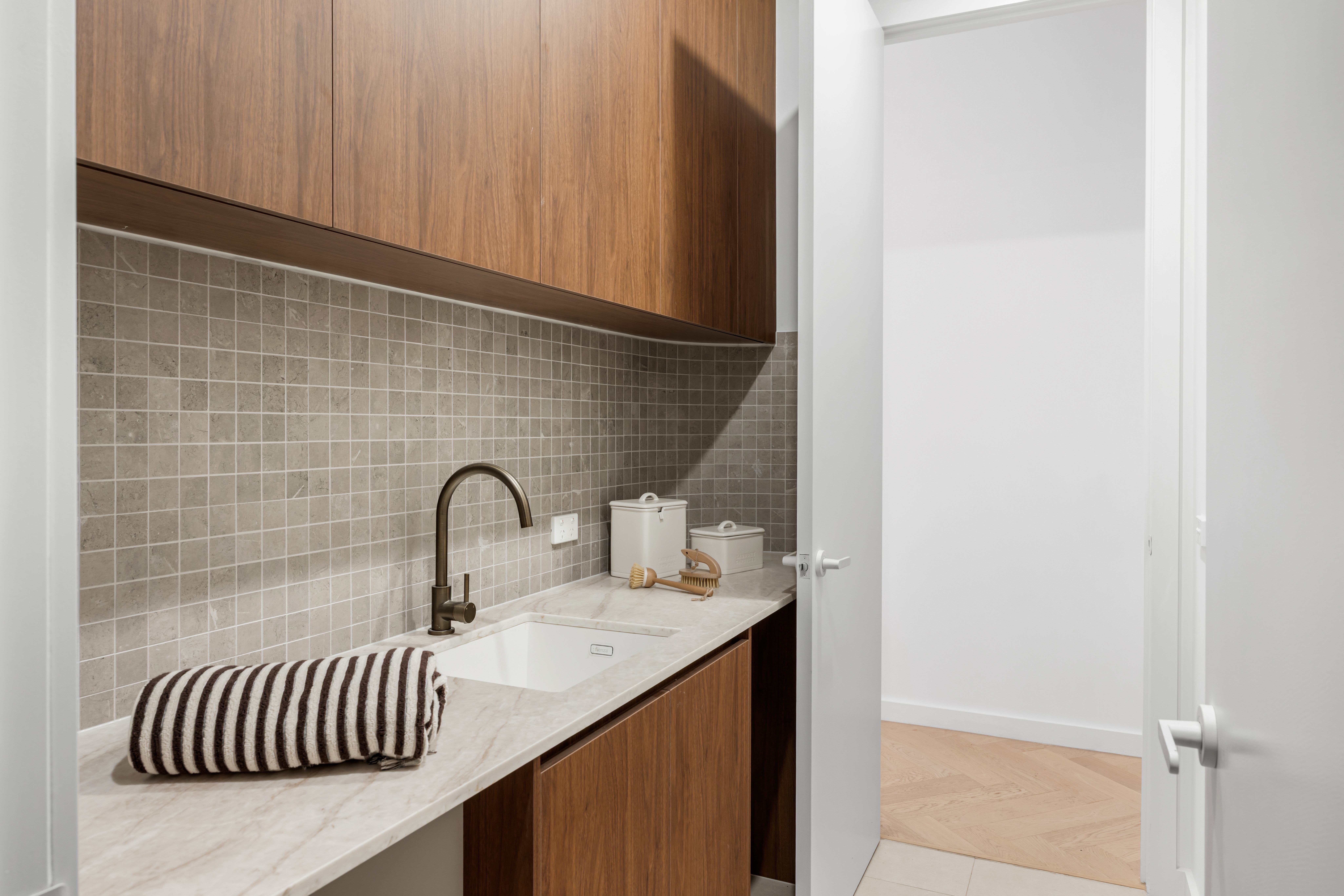 7 Nicholson Avenue — photo 18 of 23