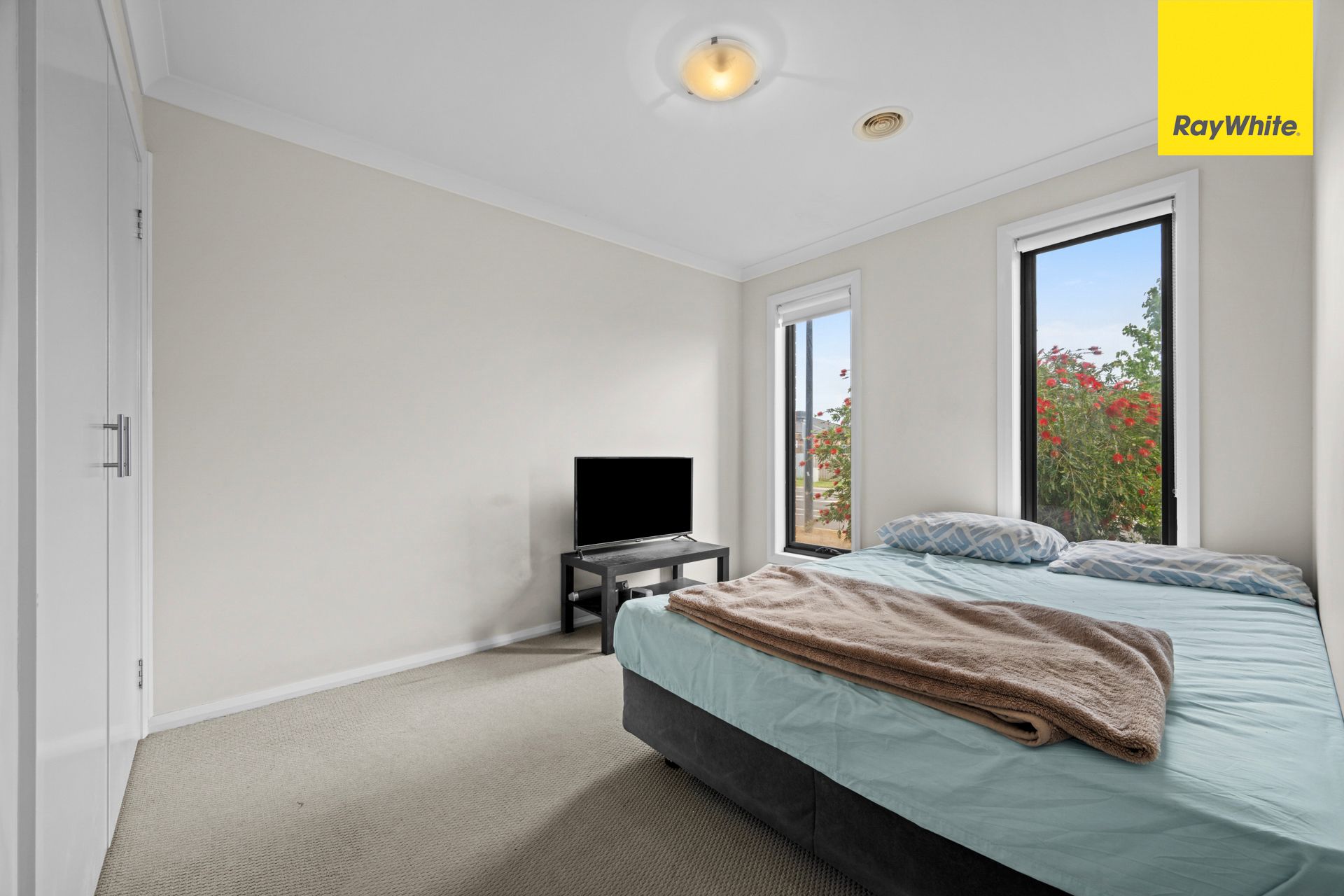 41 Toolern Waters Drive, WEIR VIEWS, VIC 3338