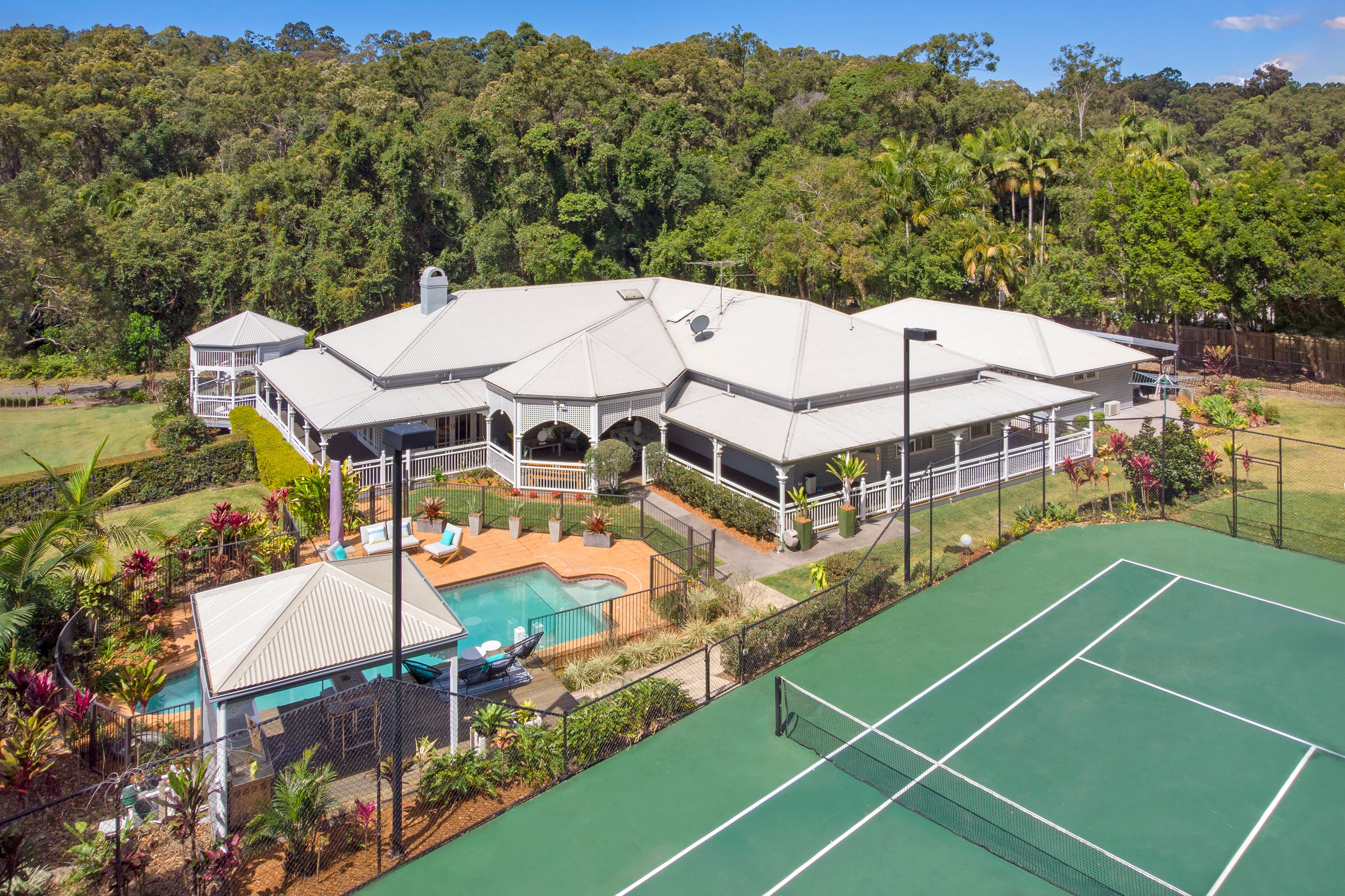 16 Shady Grove, Tanawha, QLD 4556