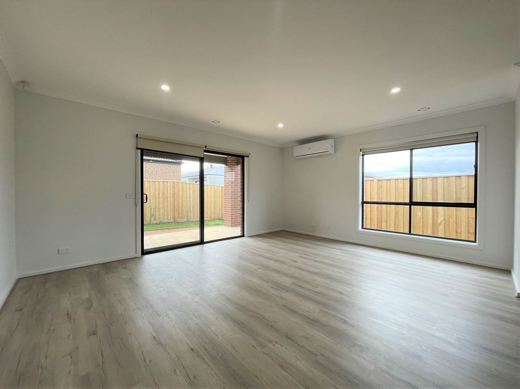 77 Kingdom Boulevard, WEIR VIEWS, VIC 3338