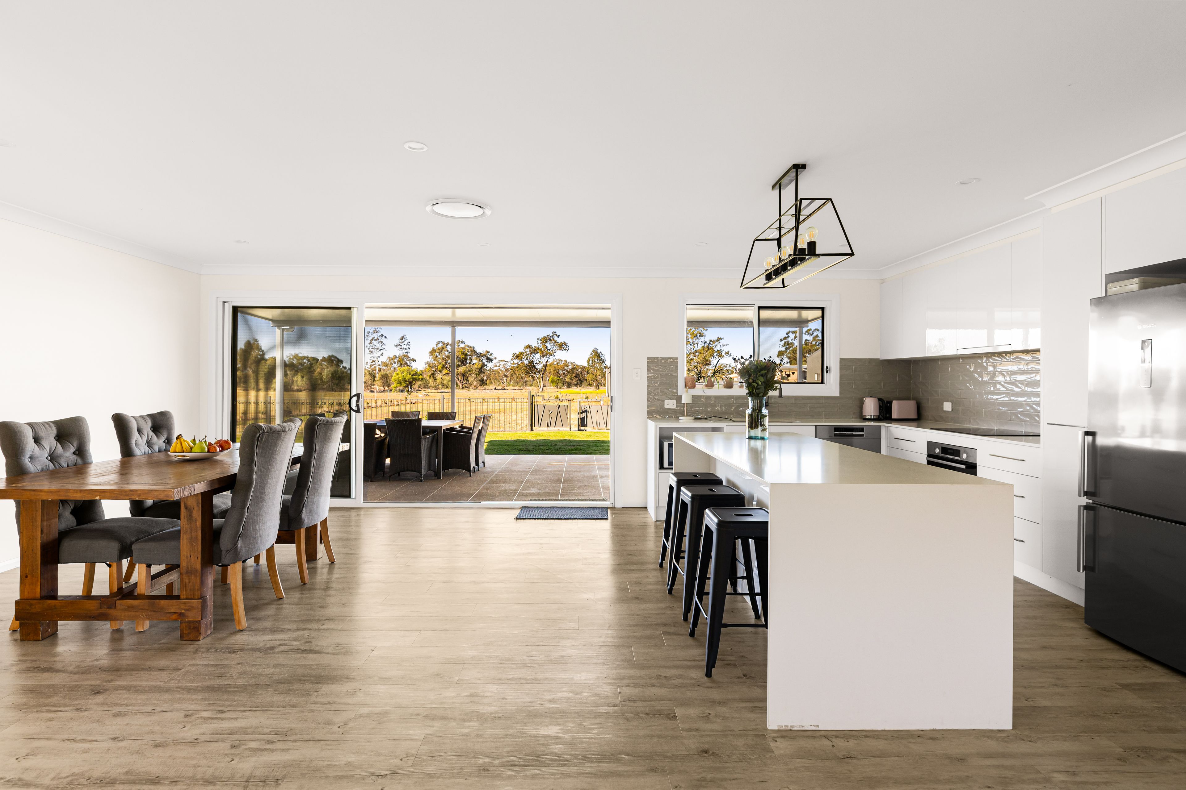 7 Old Kildonan Road — photo 4 of 16