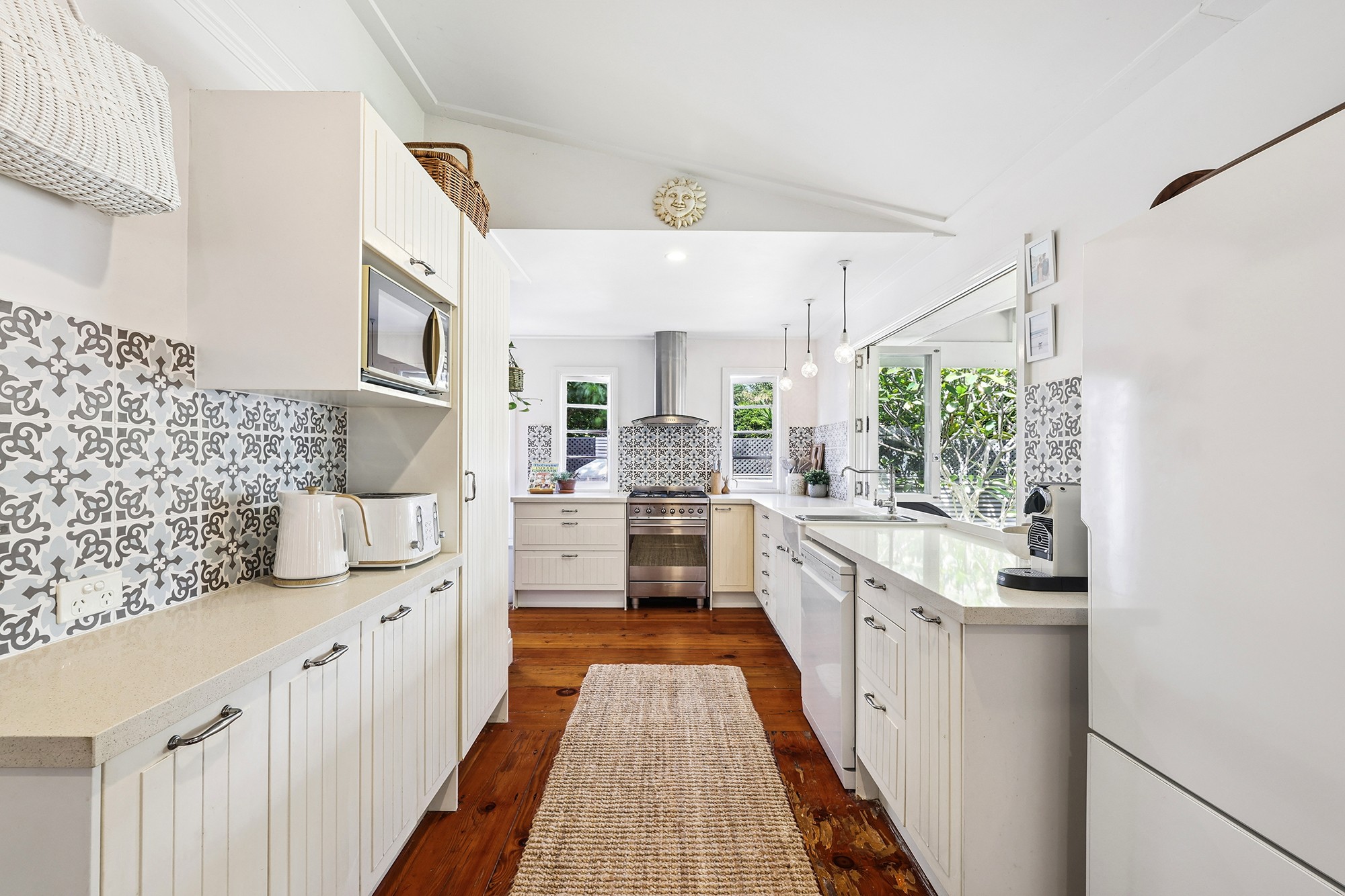 17 Station Street, Currumbin Waters, QLD 4223