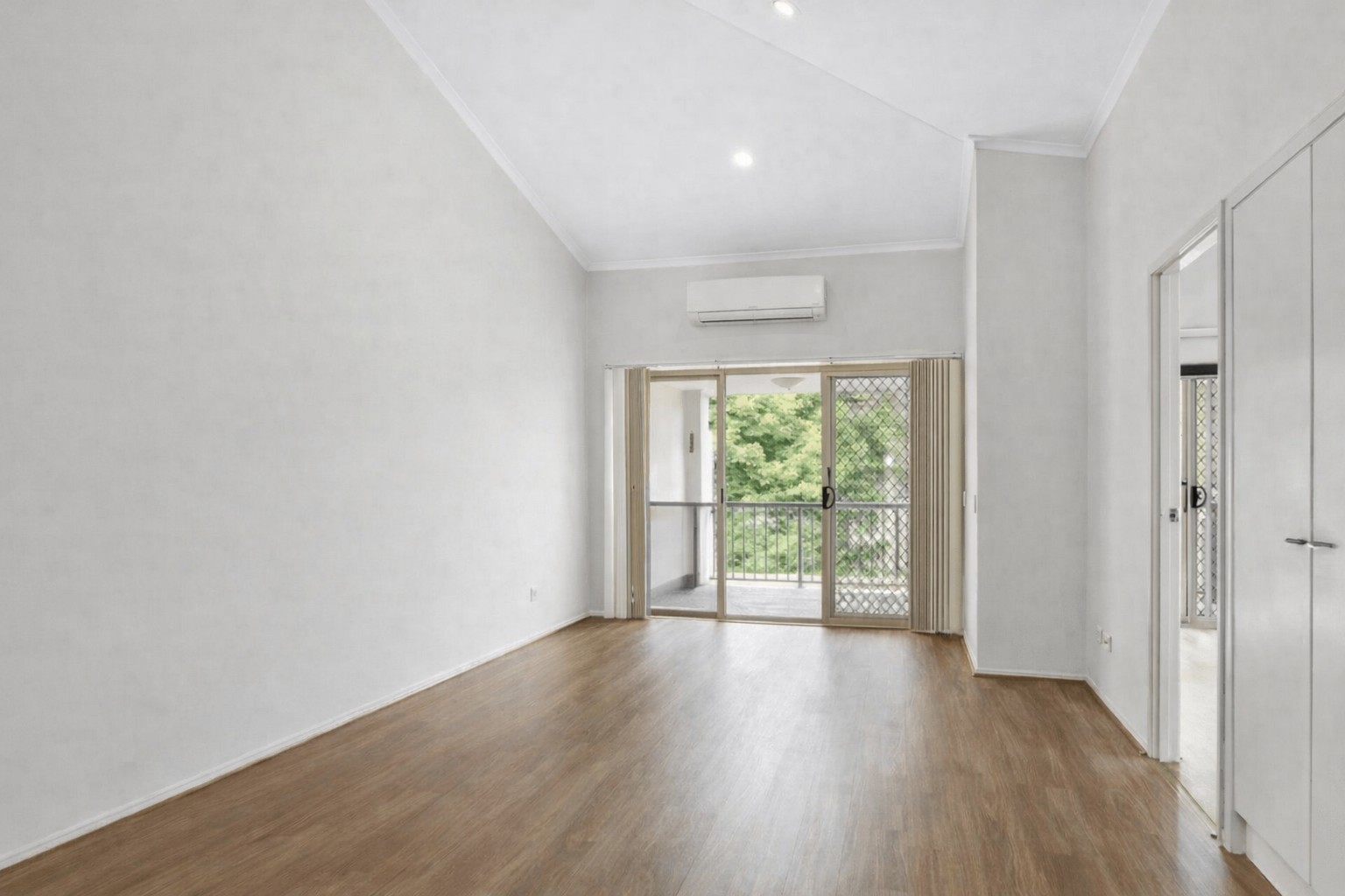 15/83 Fairley Street, Indooroopilly, QLD 4068