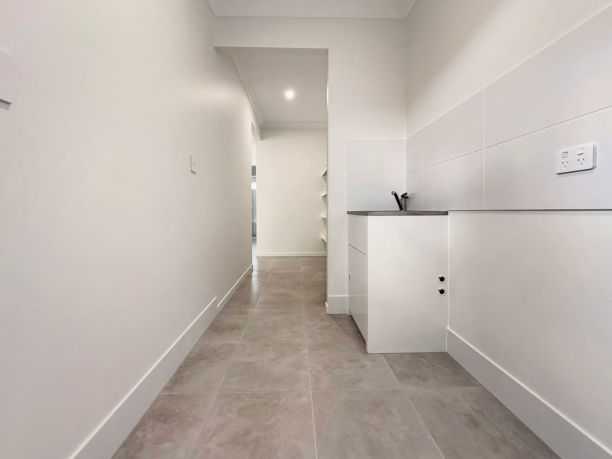 31 Queenstown Street — photo 11 of 19