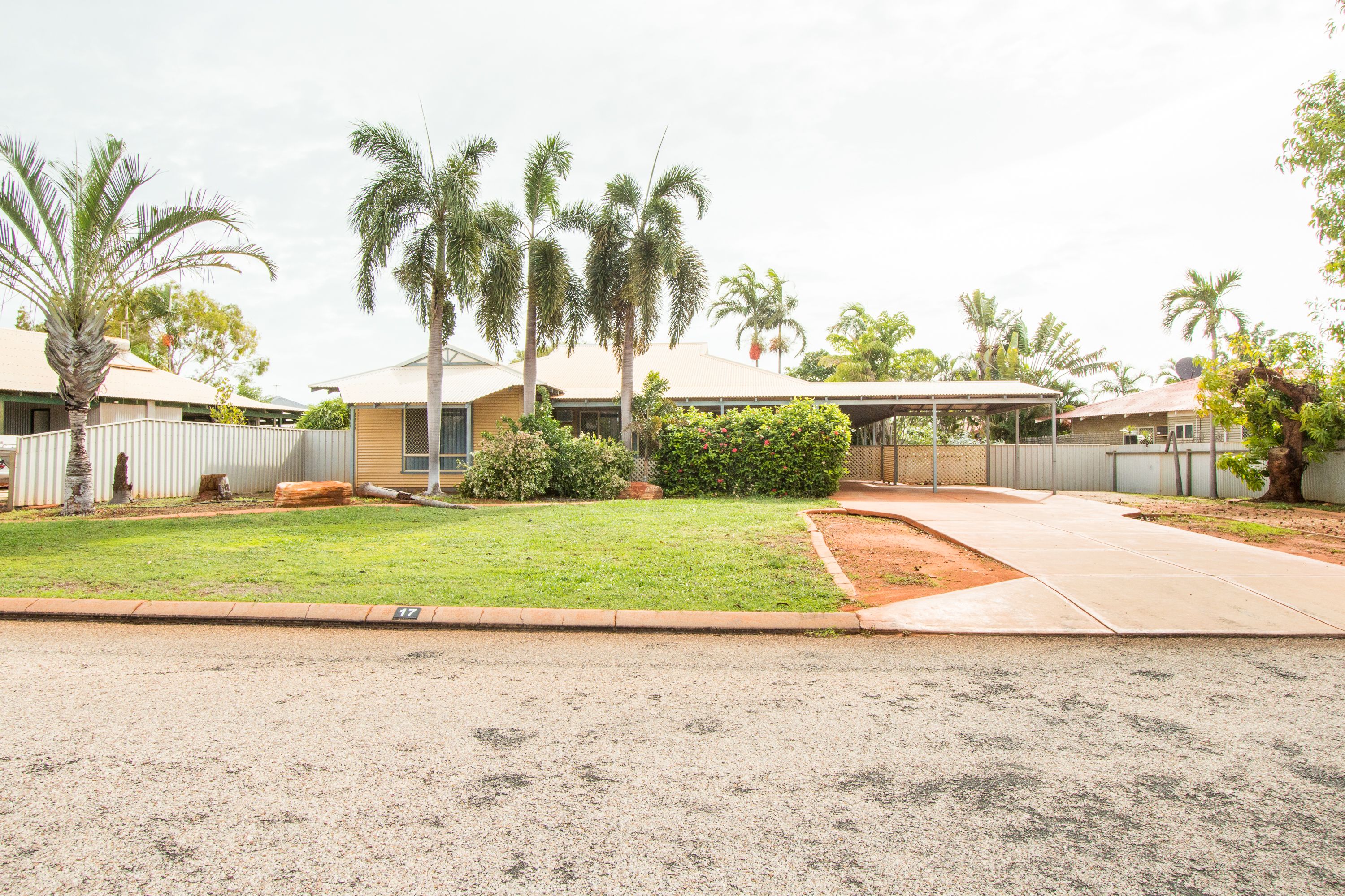 17 Howe Drive, Cable Beach, WA 6726