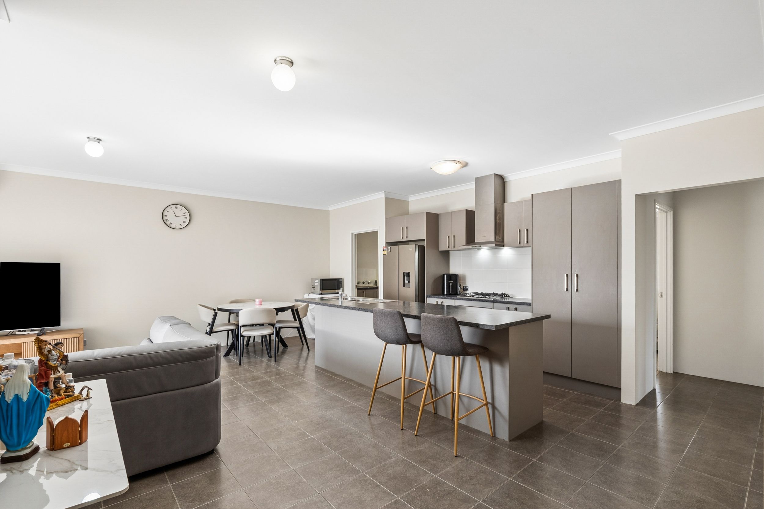 1/42 Loton Avenue — photo 6 of 18