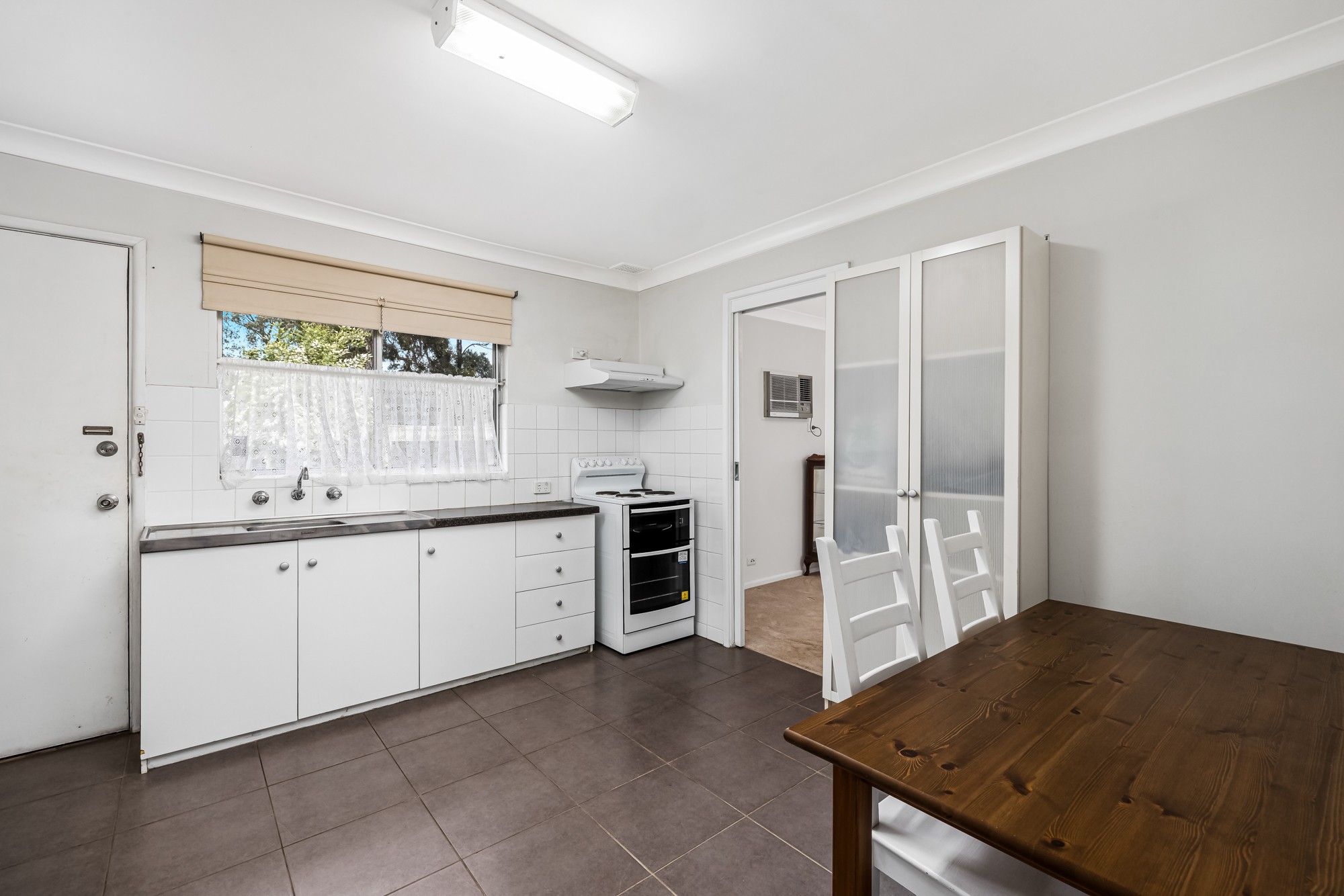 8 Villiers Place, Oxley Park, NSW 2760