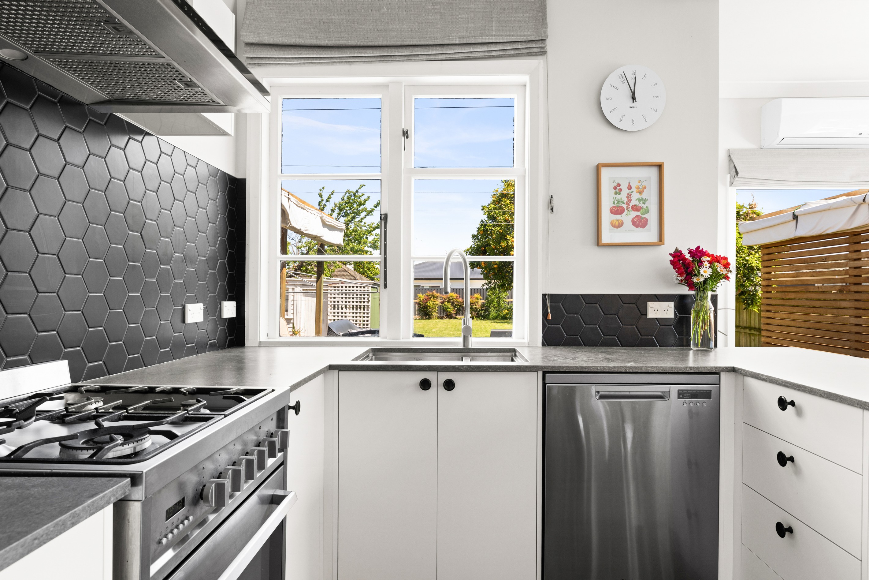 5 Barker Road, Marewa, Napier City