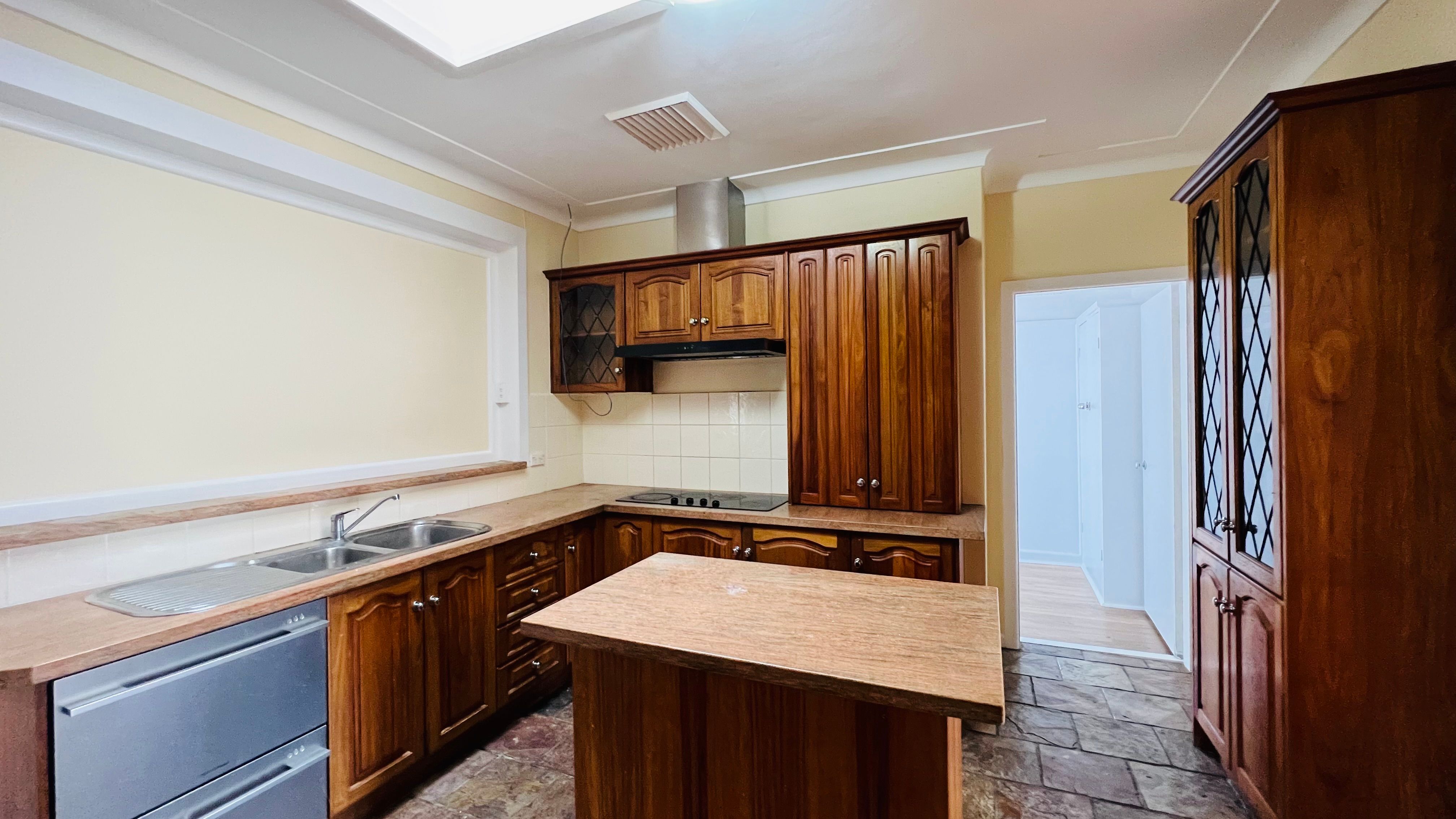 22 Fleming Street — photo 3 of 11