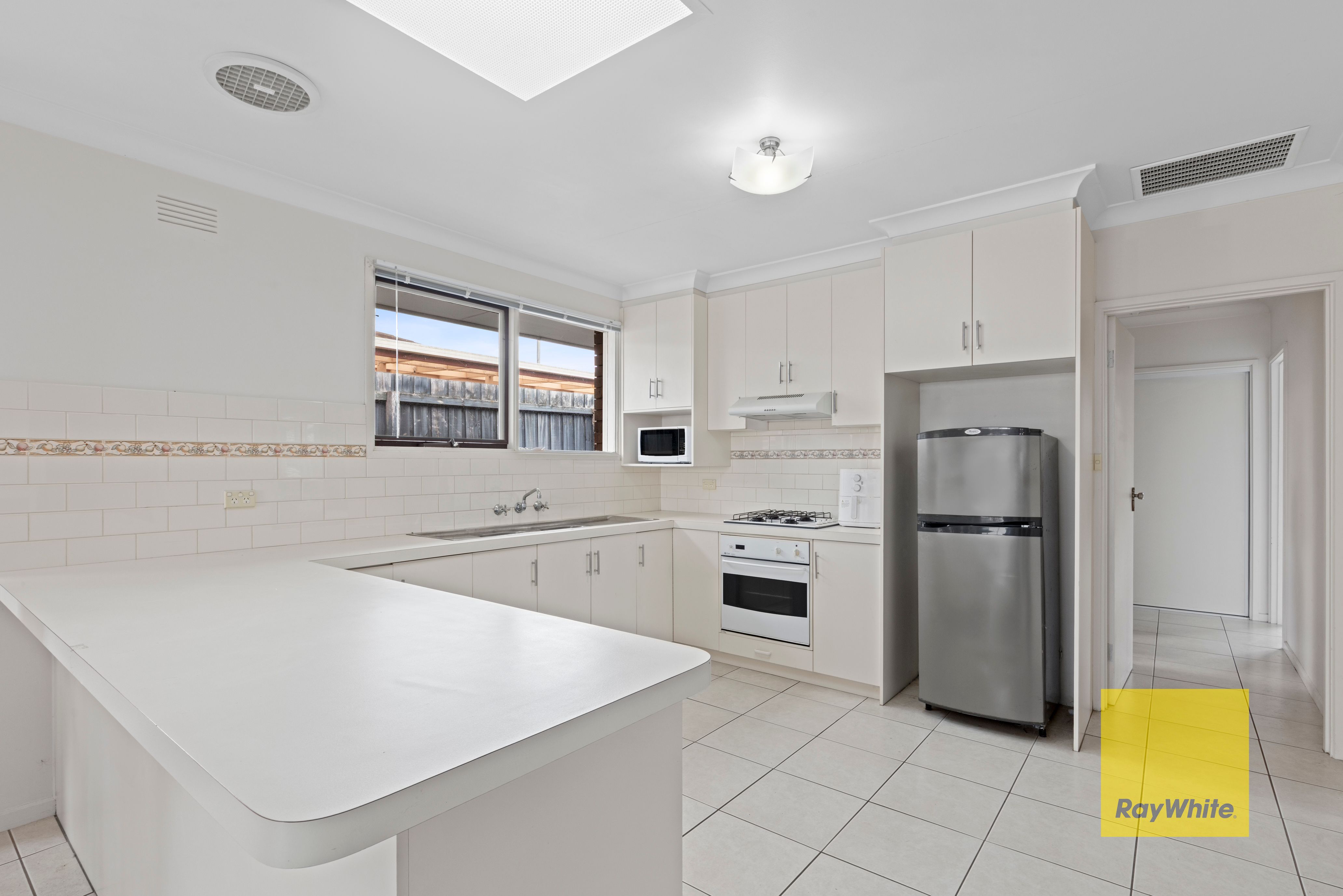 6 Wingarra Drive, Grovedale, VIC 3216