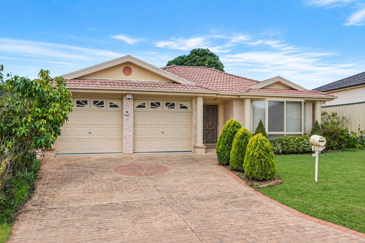 6 Nelligen Close, Prestons, NSW 2170