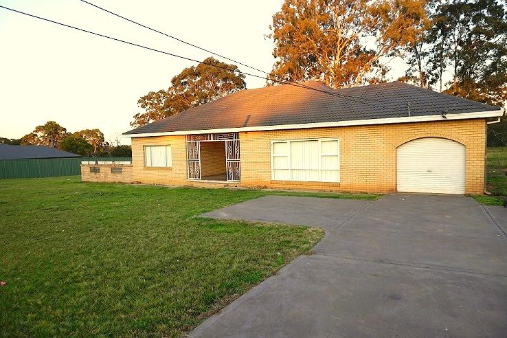 313 Bensley Road, Ingleburn, NSW 2565