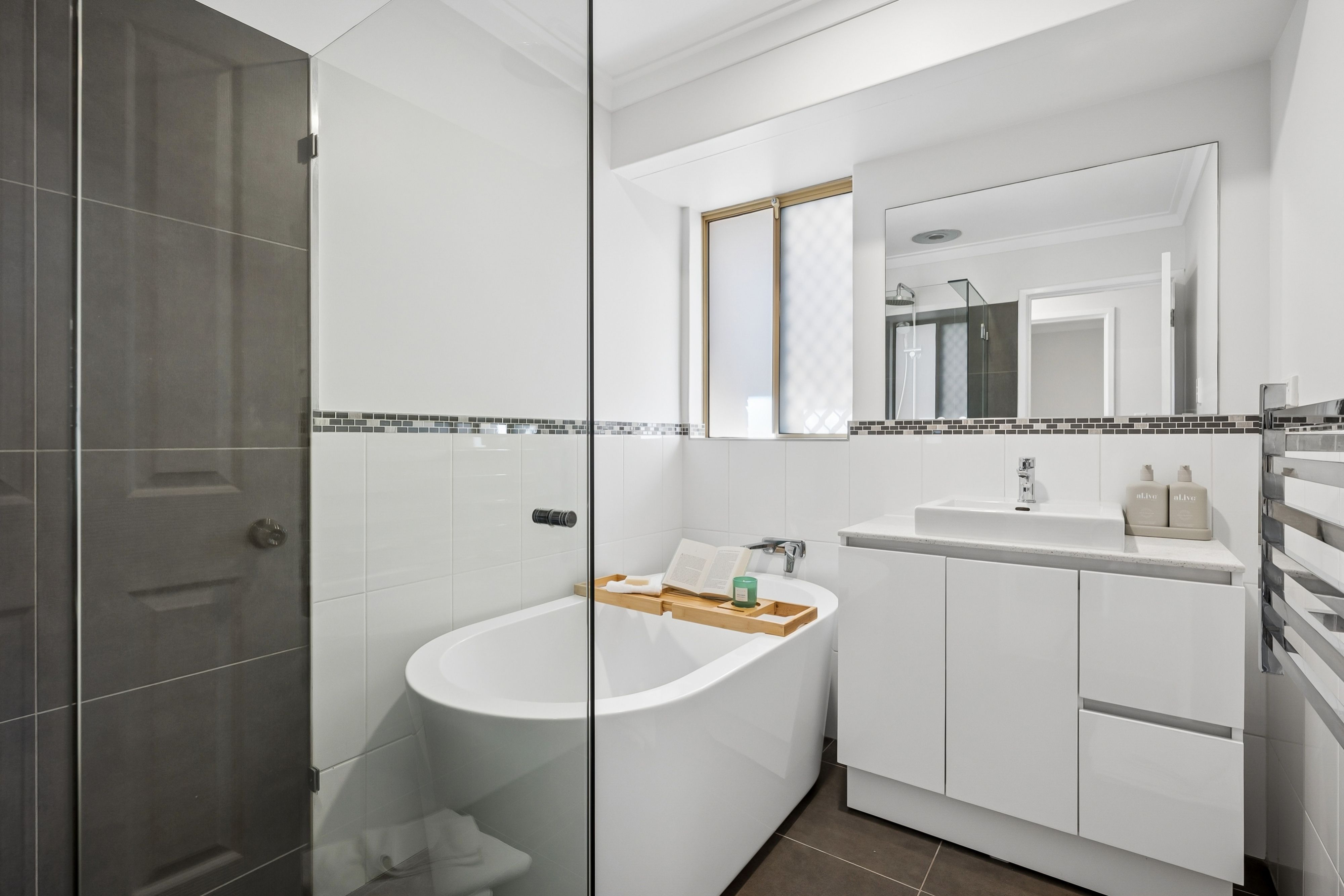 4/210 Forrest Street — photo 17 of 26