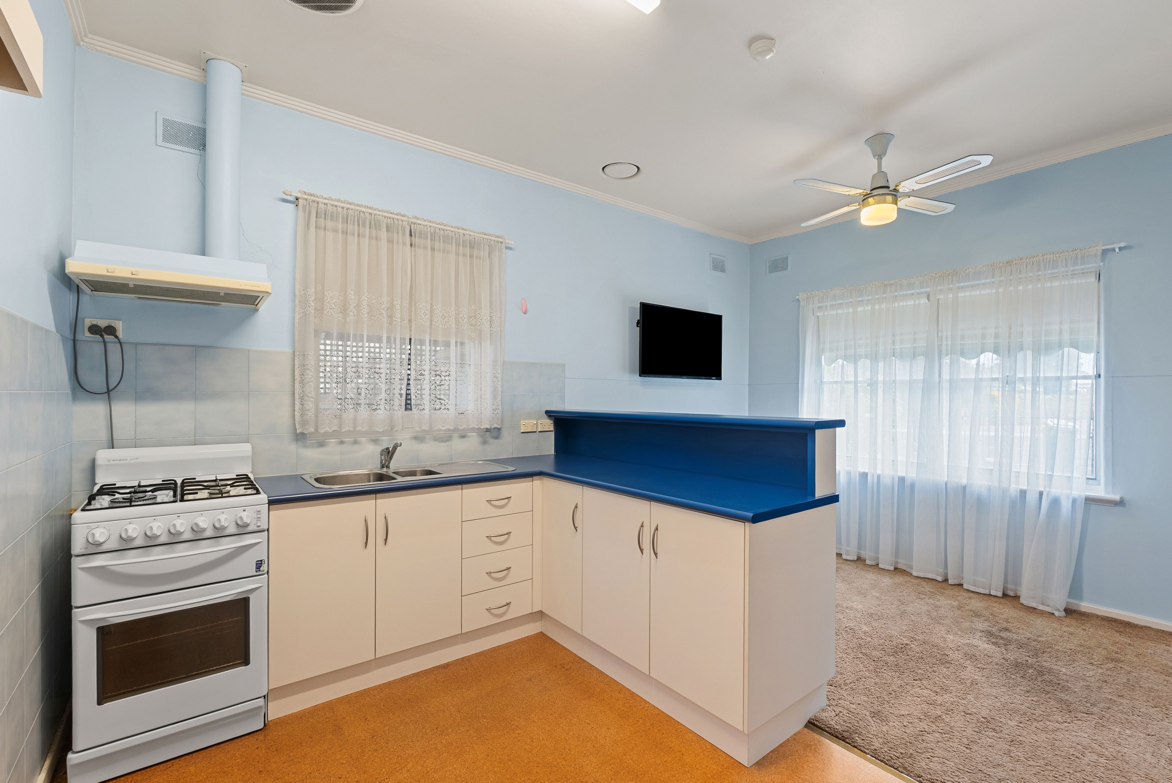 180 Diagonal Road — photo 6 of 15