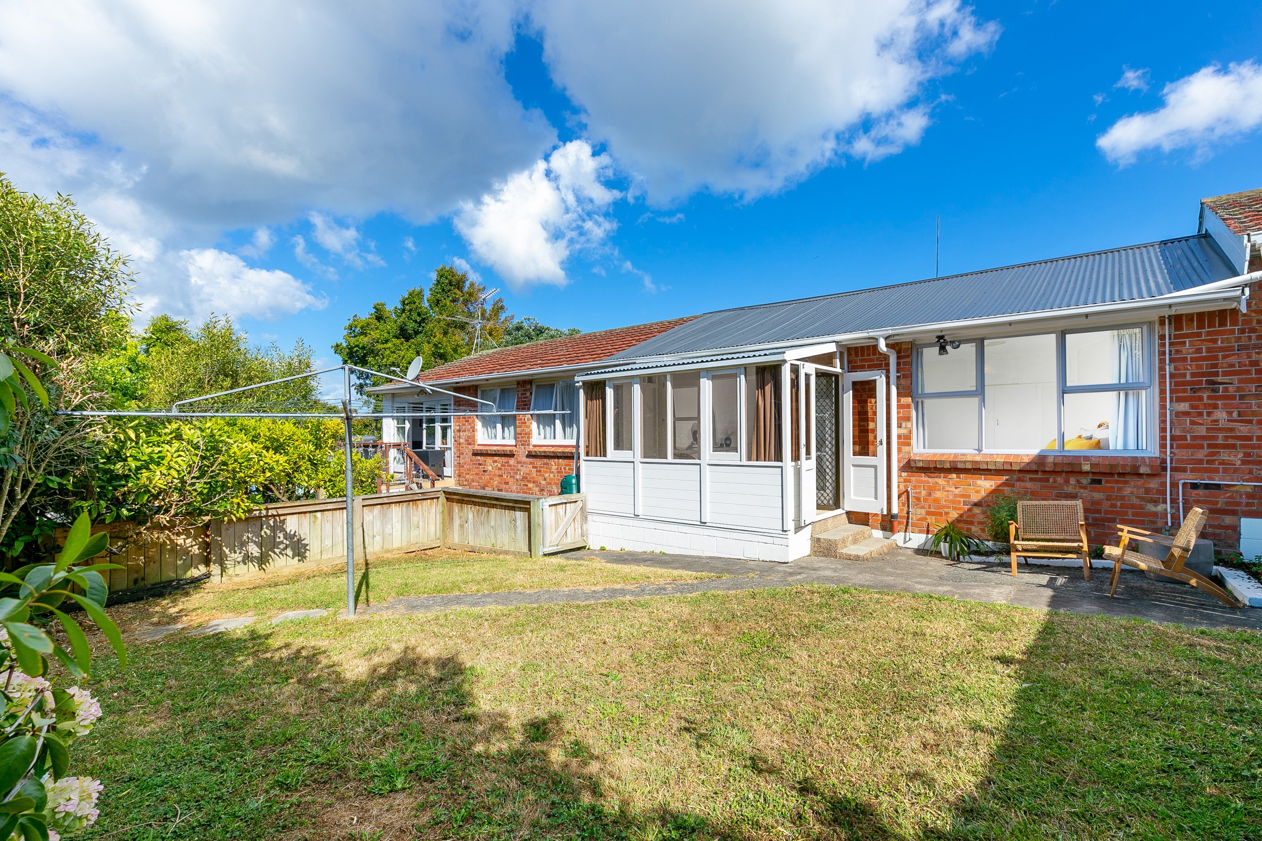 2/34A Parr Road South, Point Chevalier, Auckland City