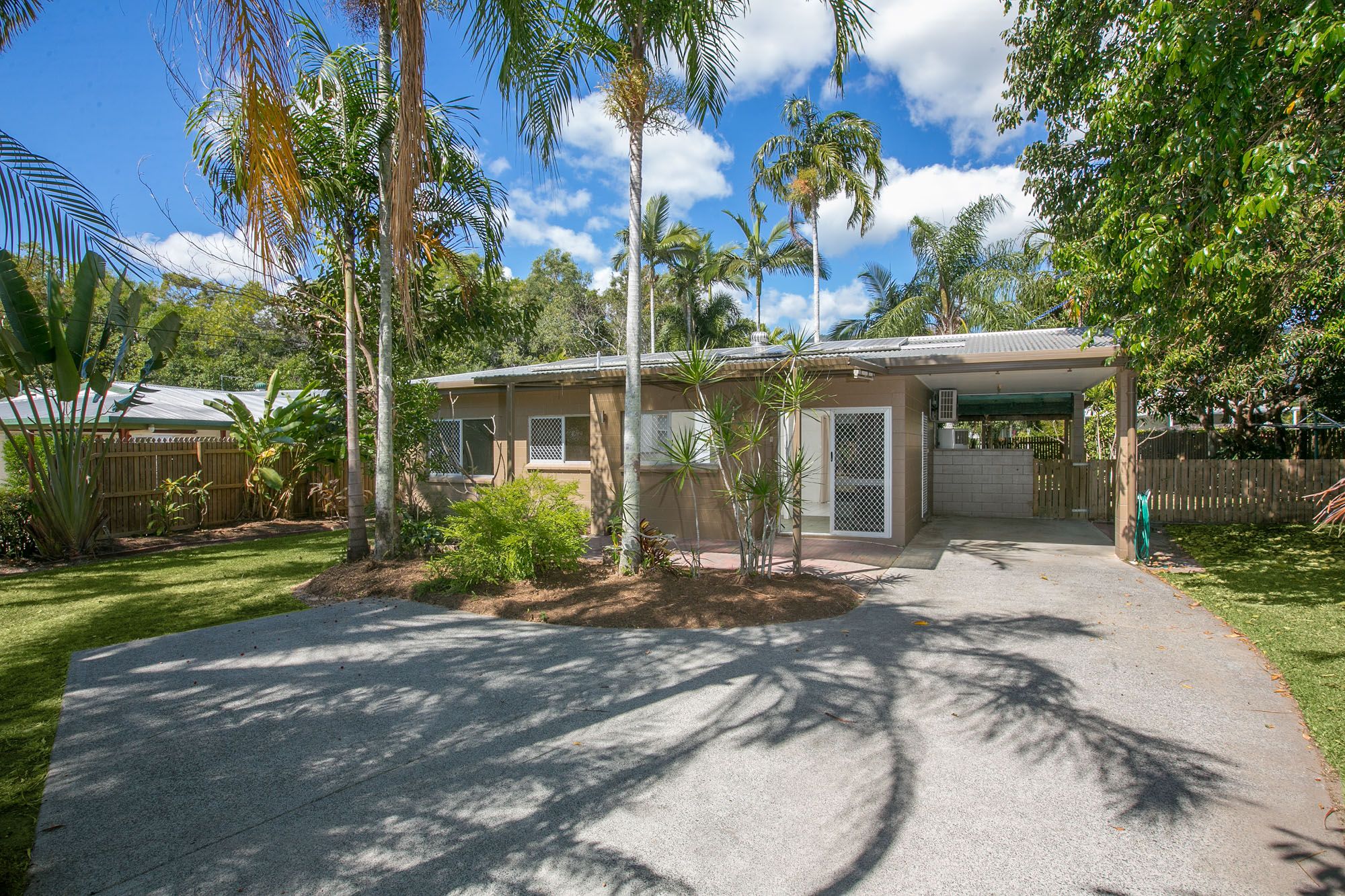 3 Newport Close, Kewarra Beach, QLD 4879