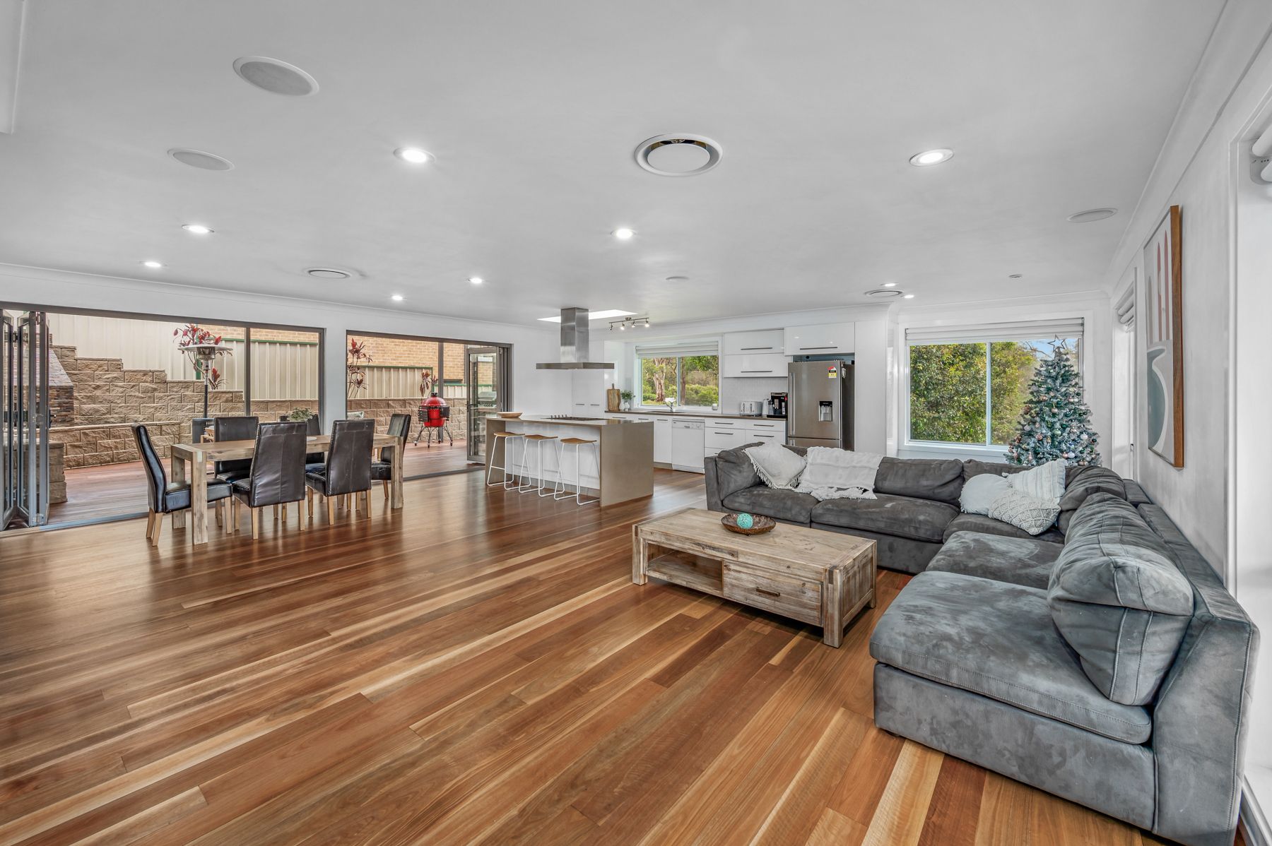 2 Leasingham Close, Eleebana, NSW 2282 Sold House Ray White Warners