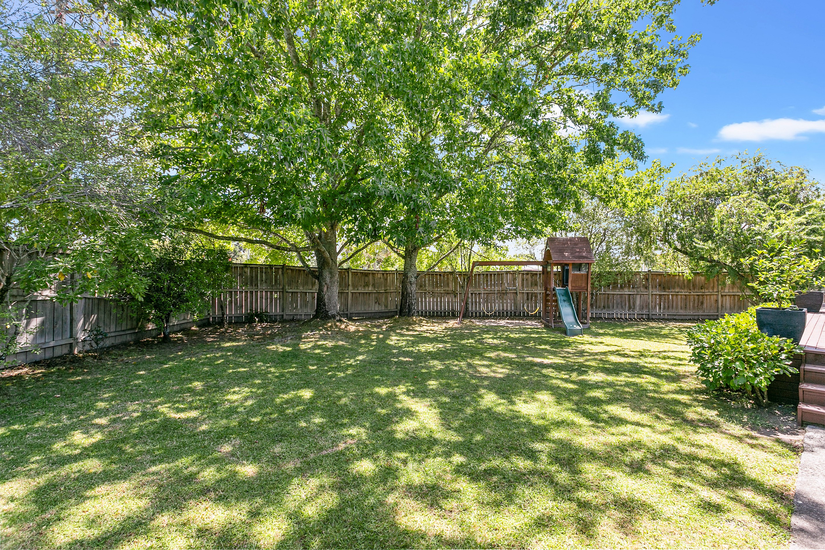 15 Kaurilands Road, Titirangi, Waitakere City