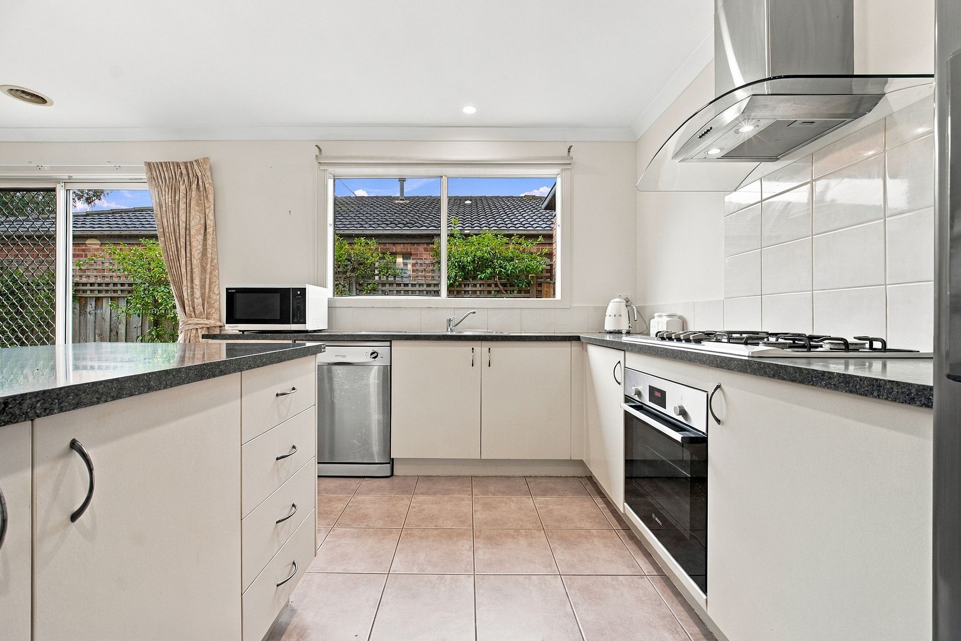 54 Gregson Grove, Lyndhurst, VIC 3975