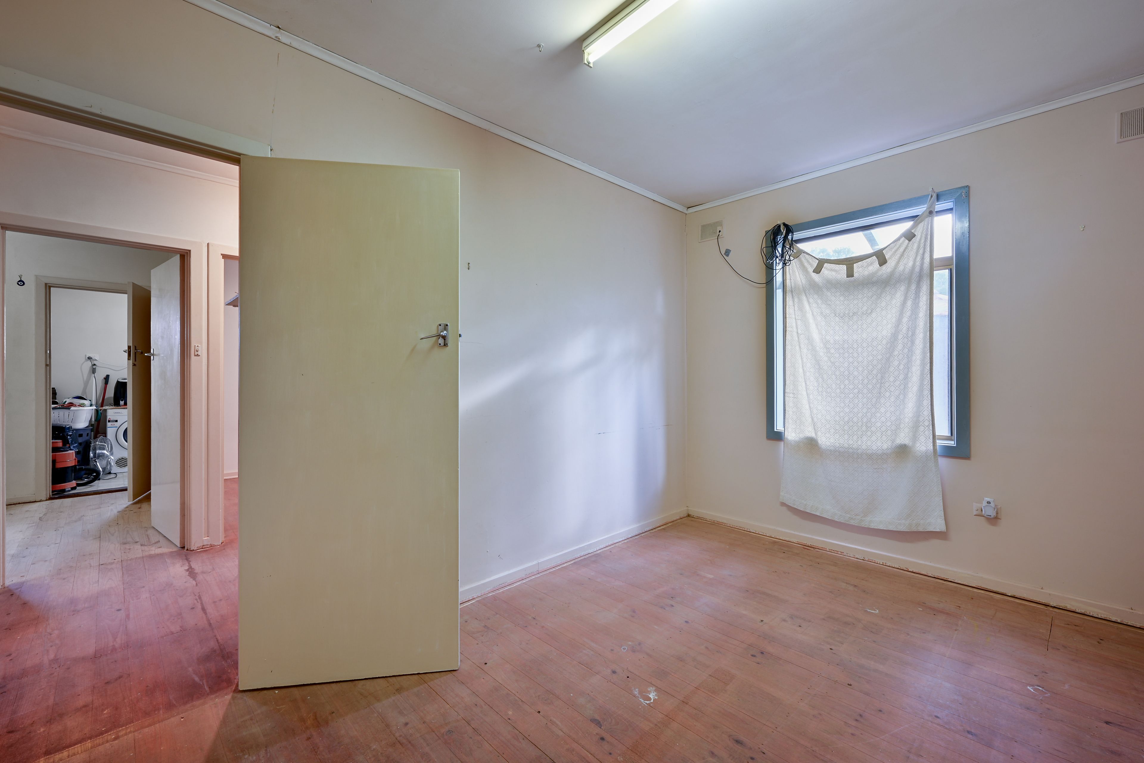 11 Litchfield Street — photo 7 of 11
