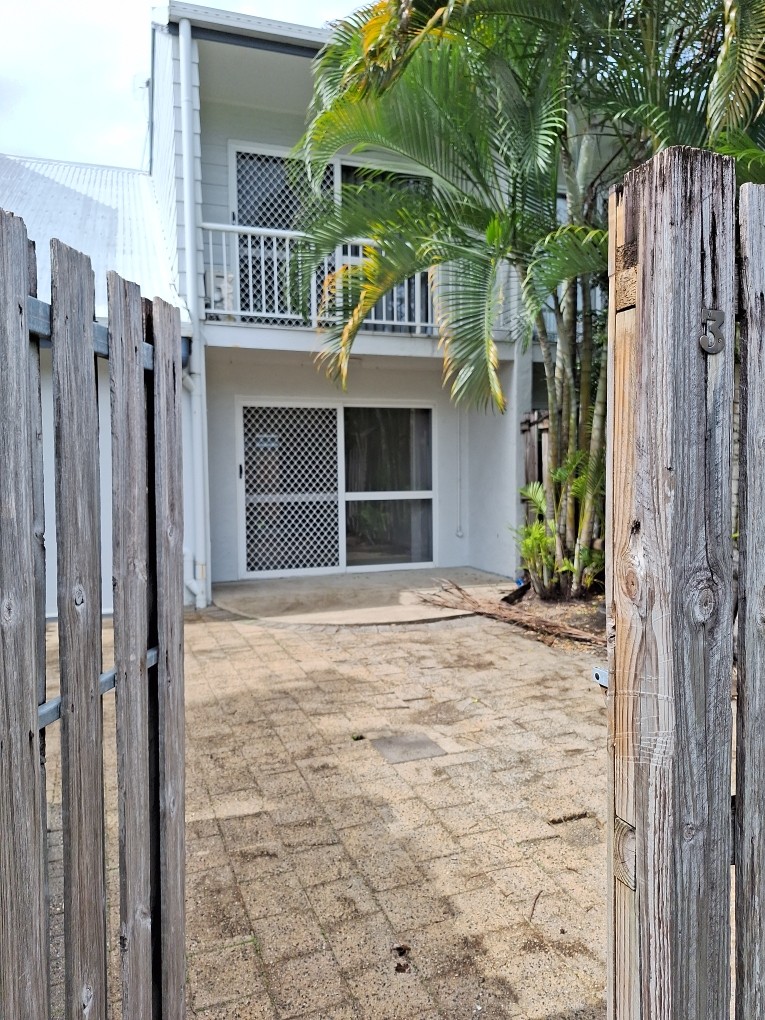 3/312-316 Draper Street, Parramatta Park, QLD 4870