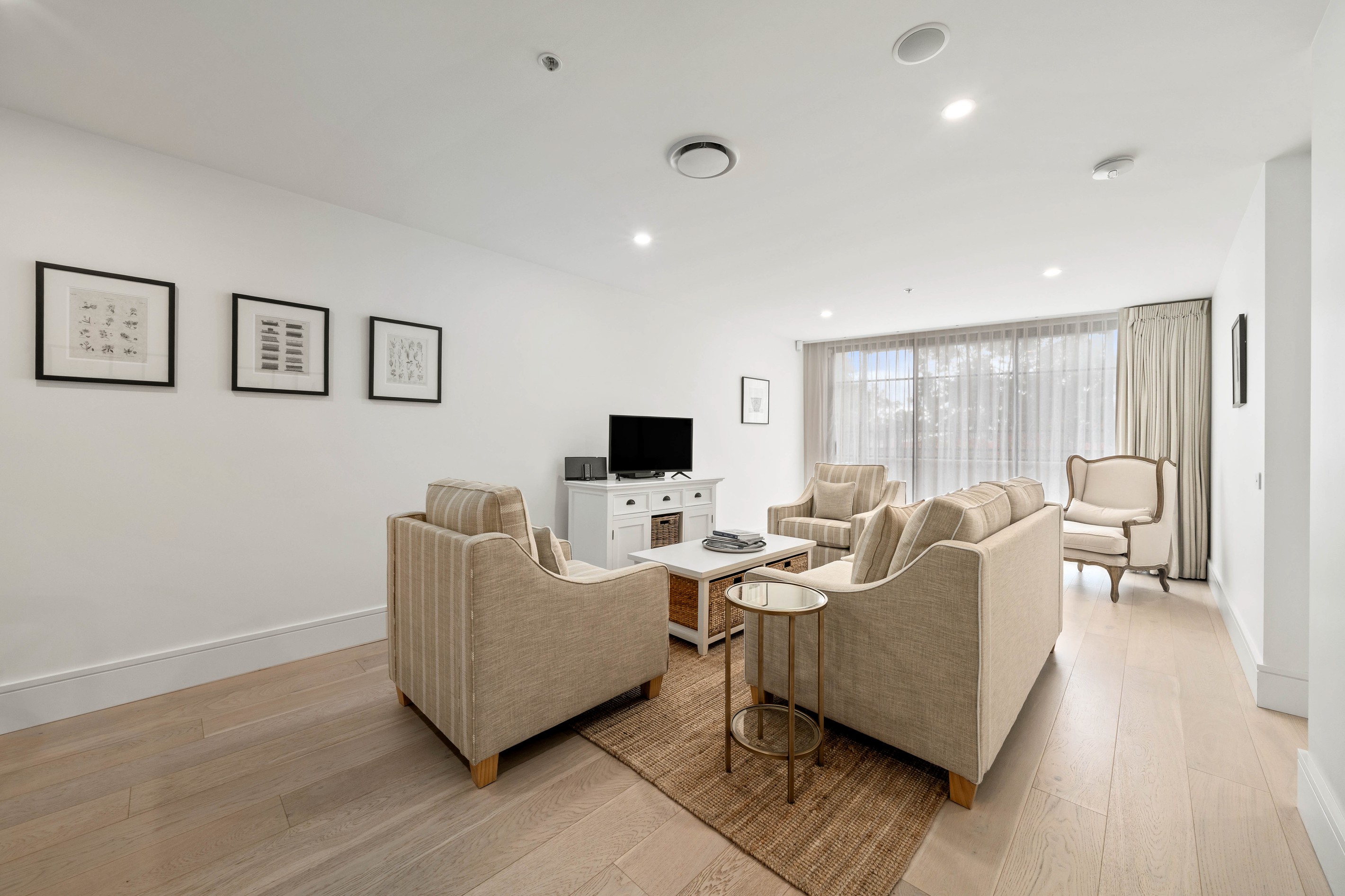 1/2 Lady Nelson Place, Red Hill, ACT 2603