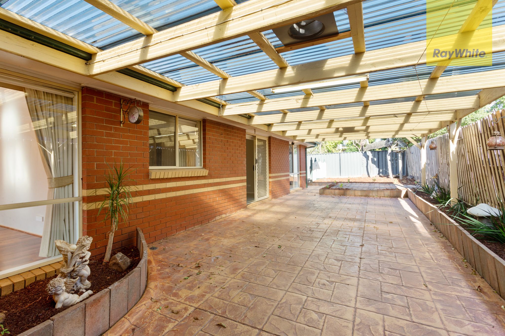 10 Penlow Court, Hillside, VIC 3037