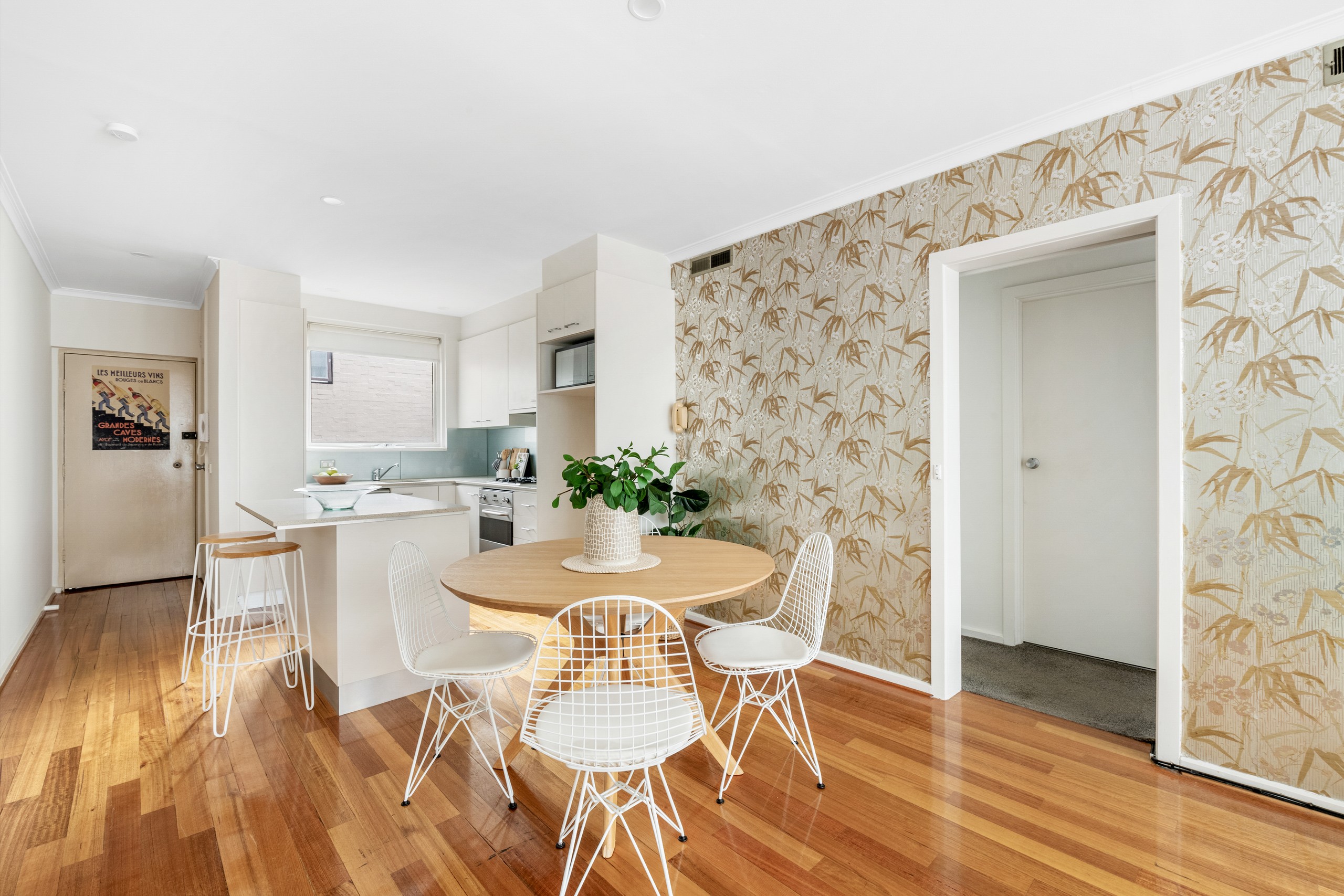 9/179 George Street, East Melbourne, VIC 3002