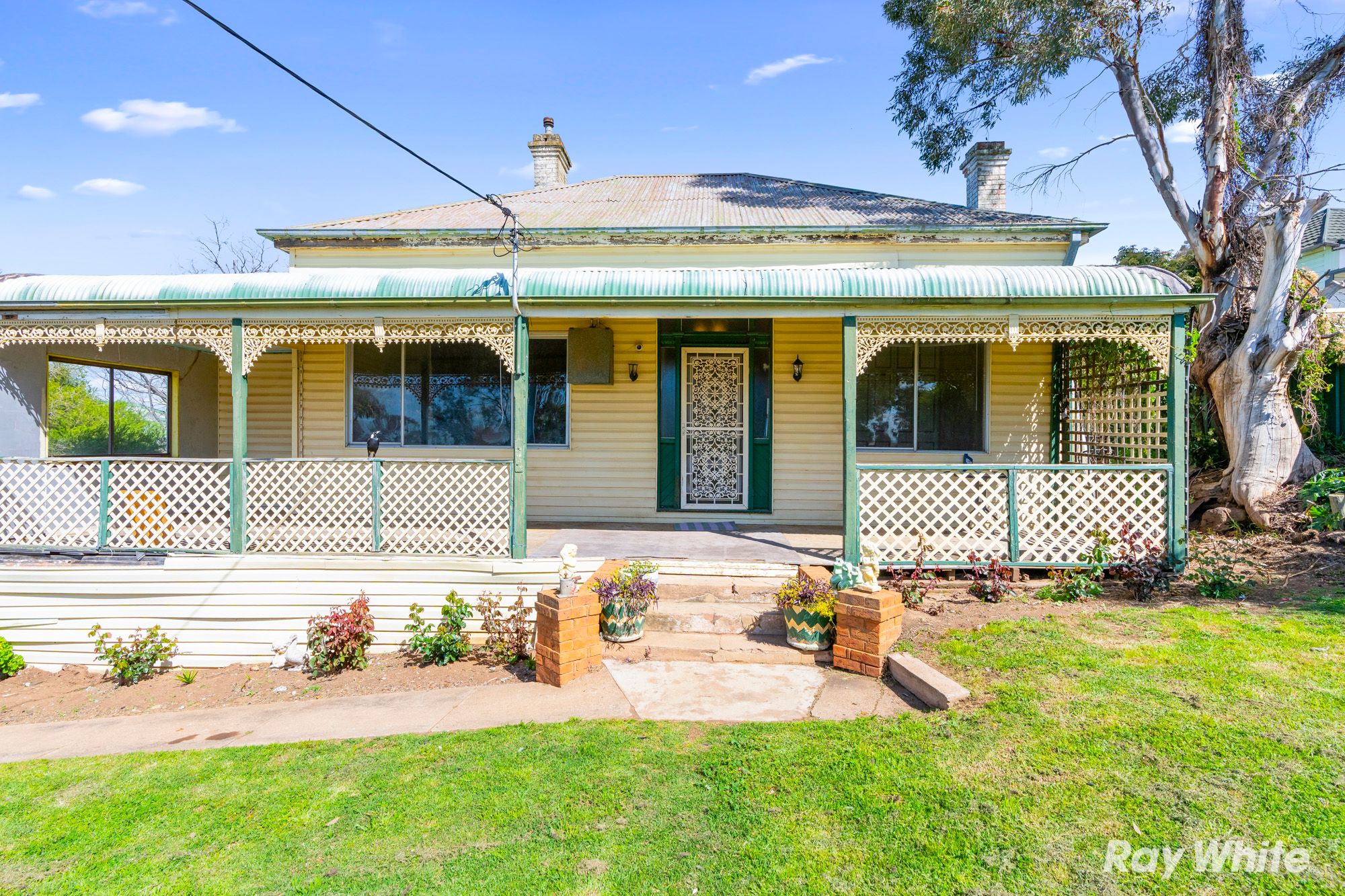 52 Kemp Street — photo from Ray White Junee