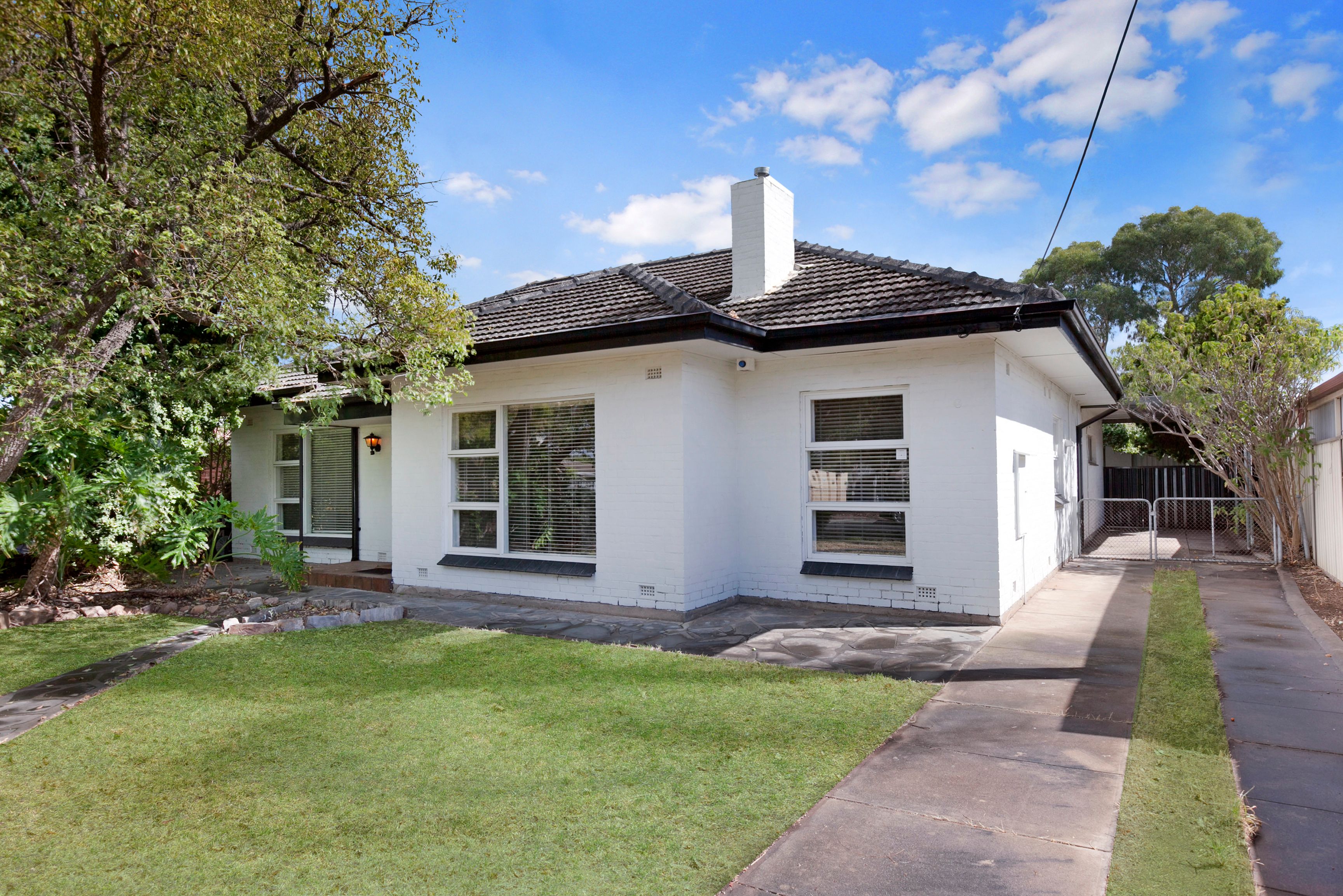 14 Sarnia Avenue, Clearview, SA 5085