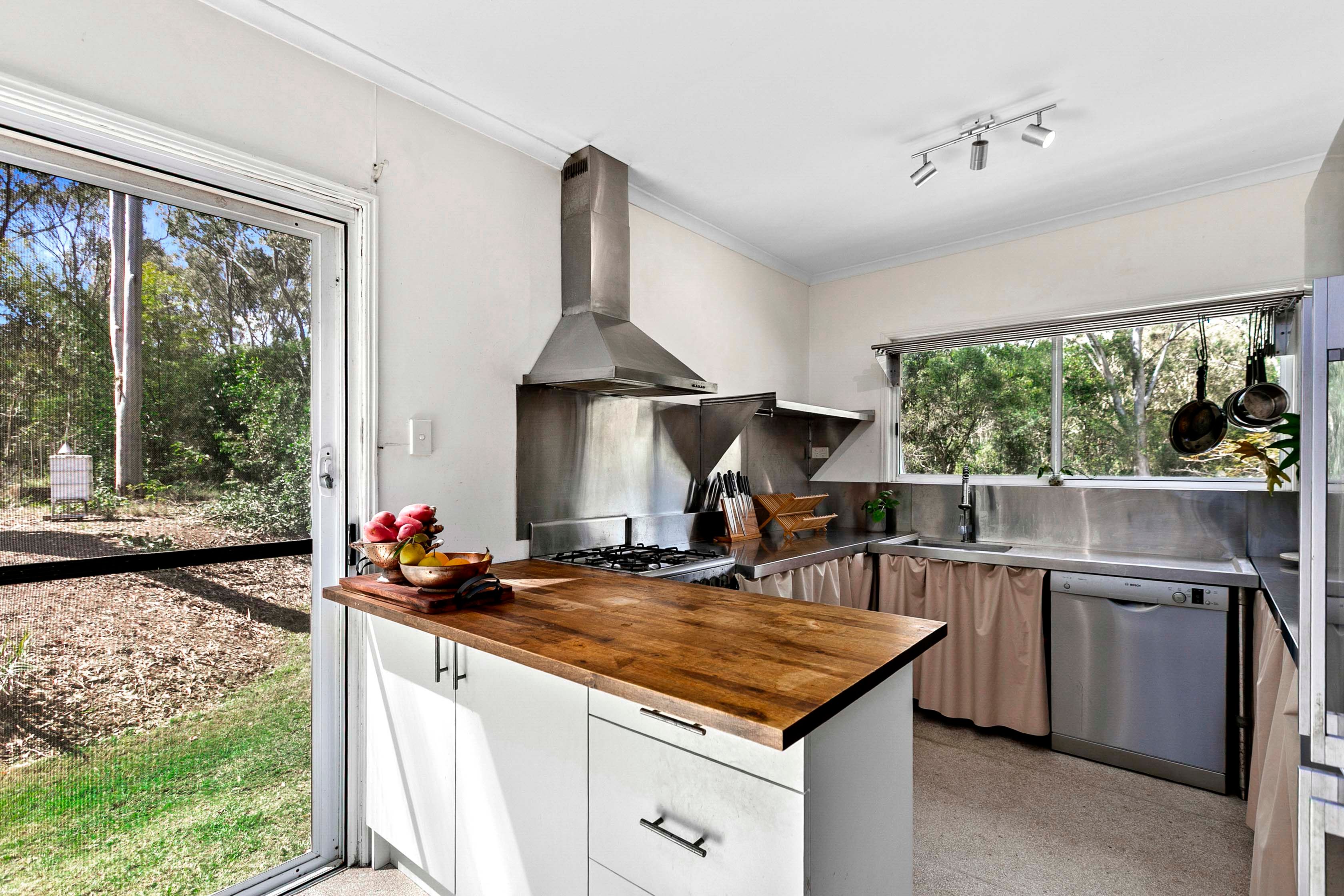 106 Sea Eagles Road — photo 10 of 30