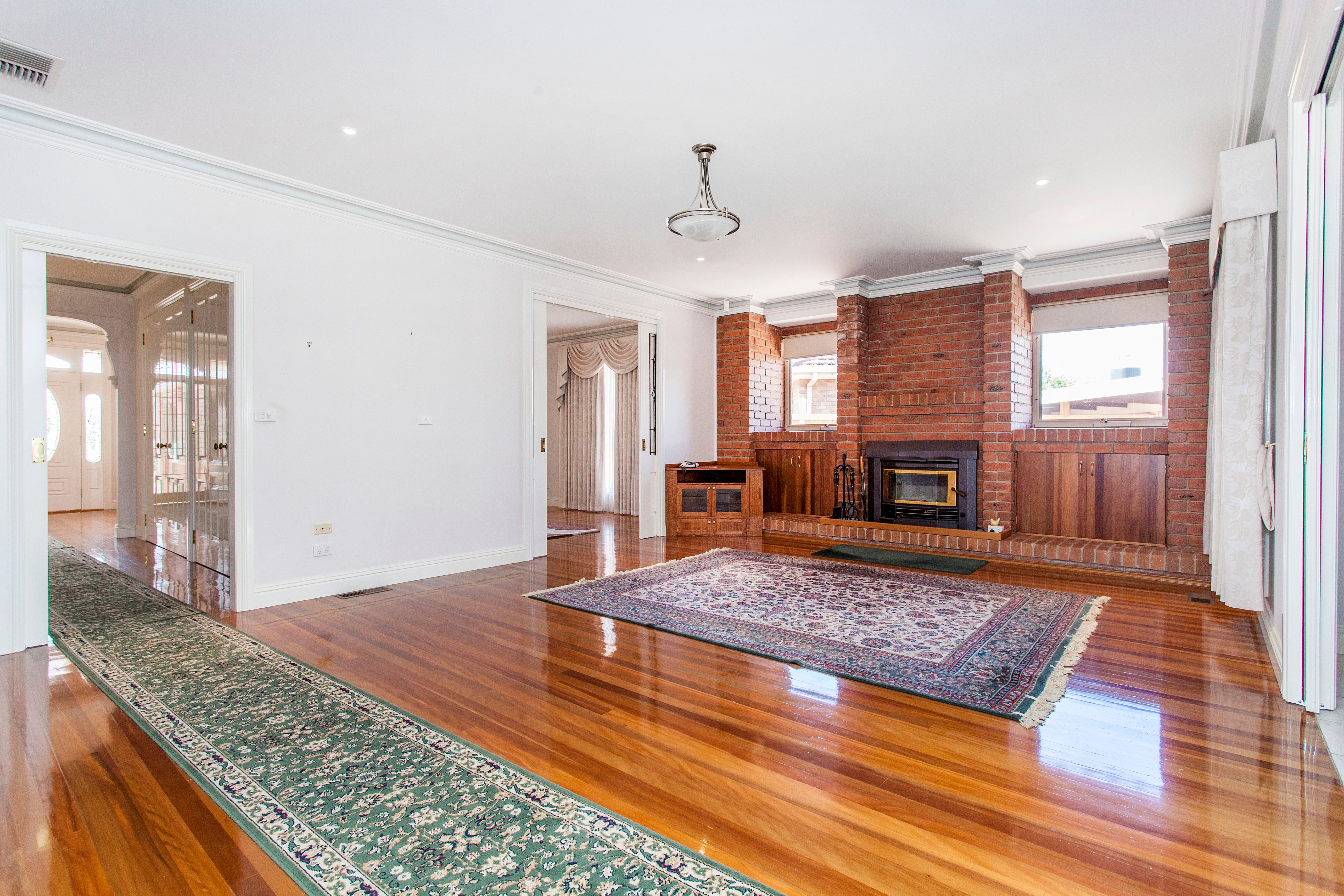 10 Tally-Ho Court, Burwood East, VIC 3151