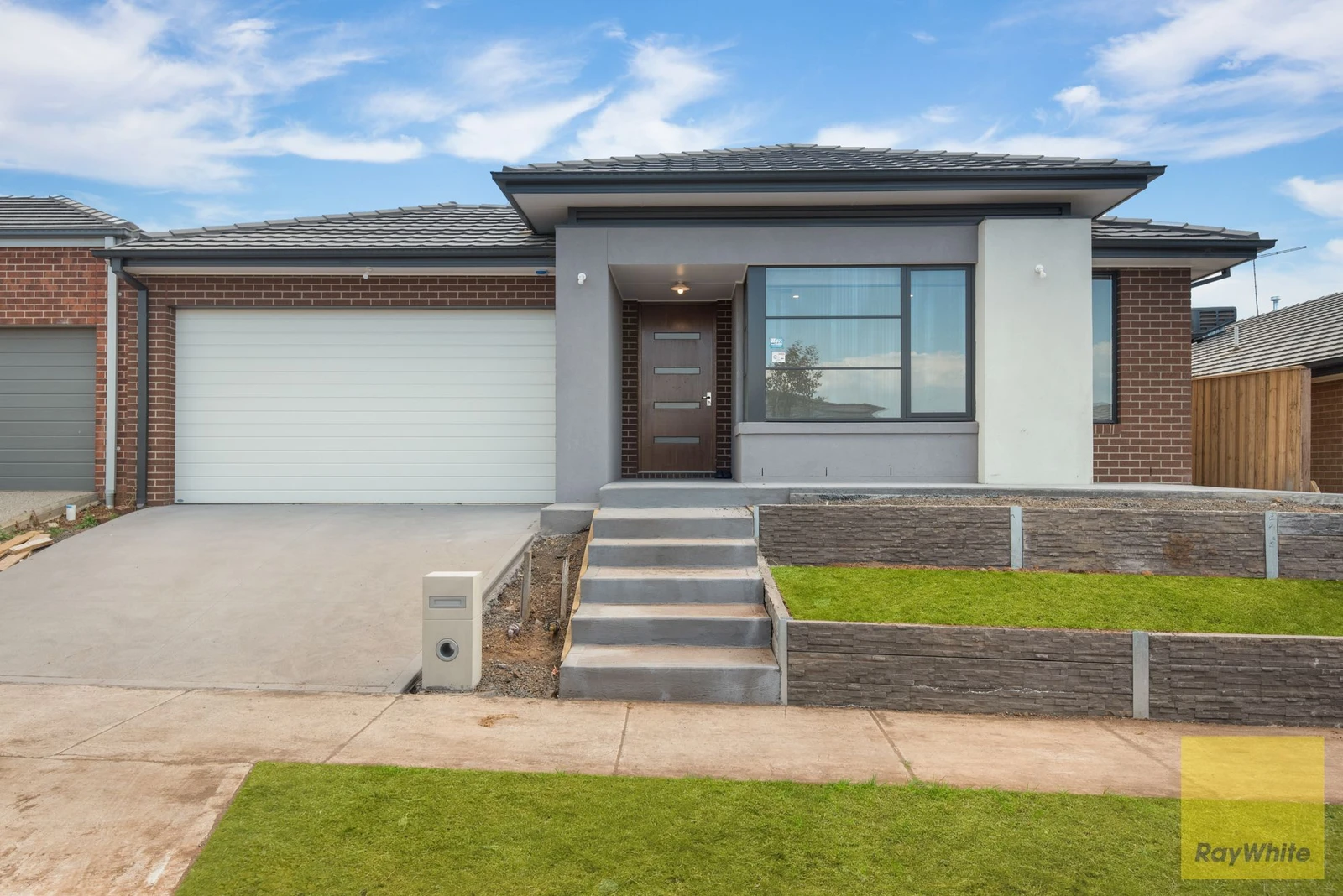 18 Marmalade Road, MANOR LAKES, VIC 3024