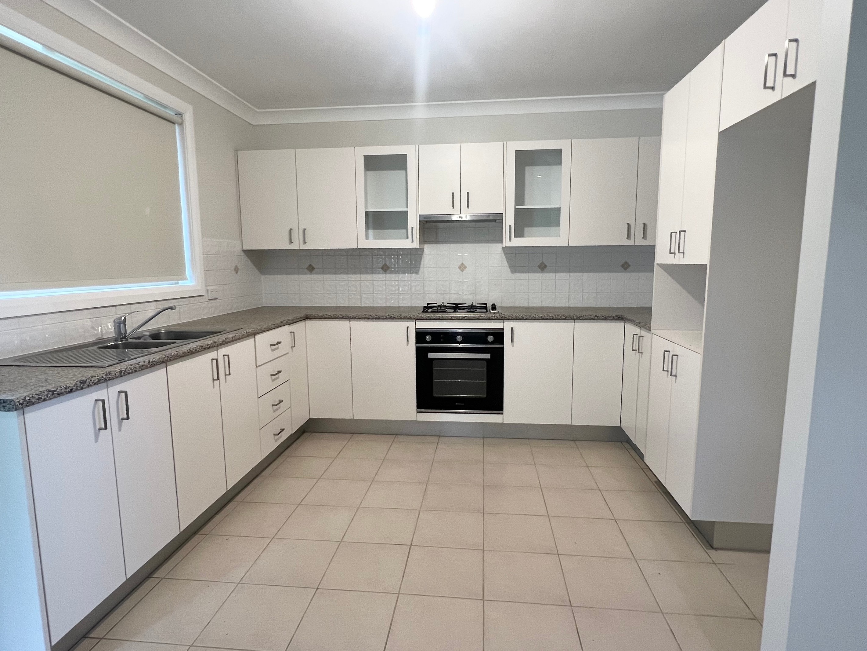 10B Winpara Close, Tahmoor, NSW 2573