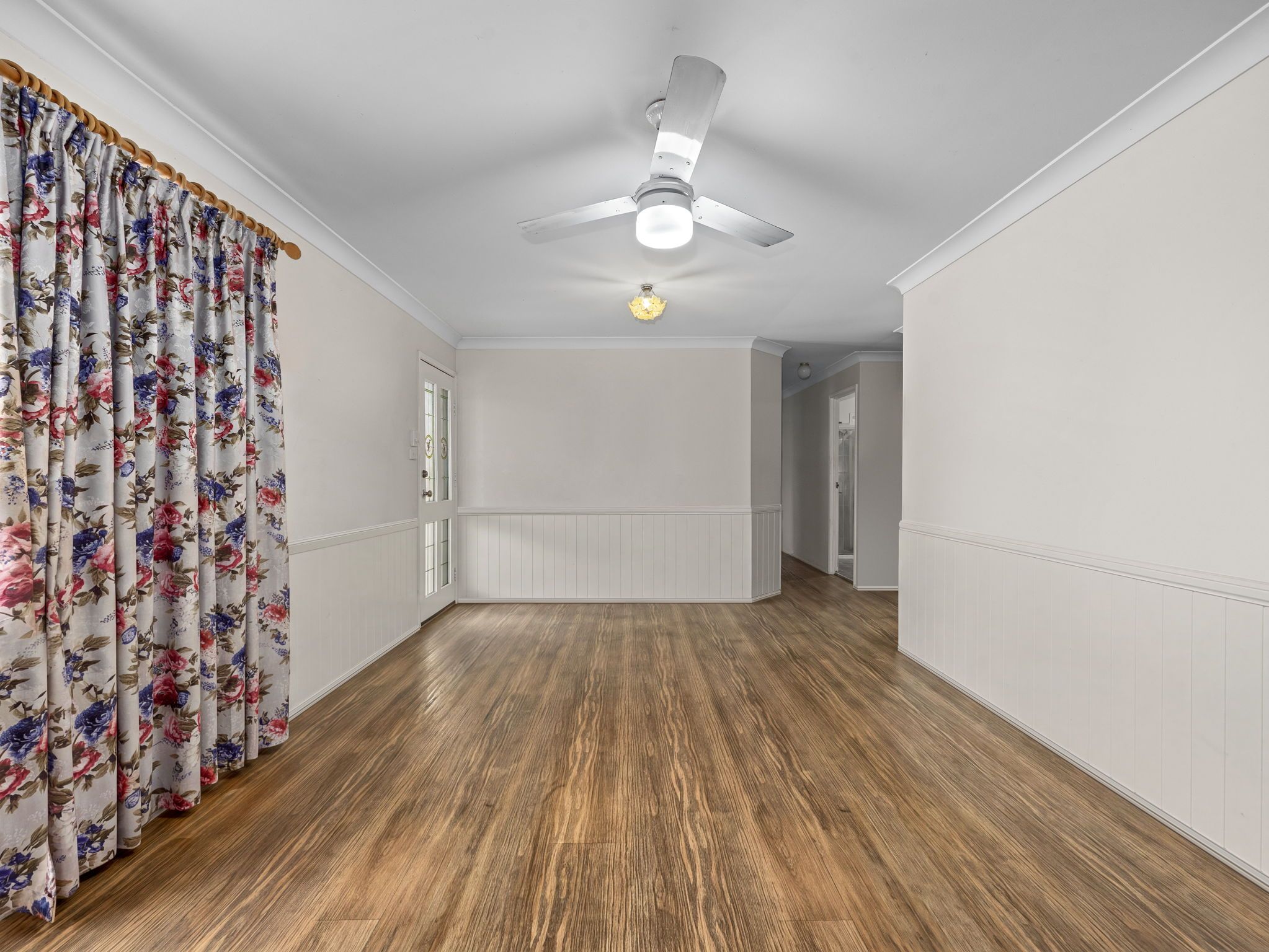 40 Dellvene Crescent — photo 6 of 17